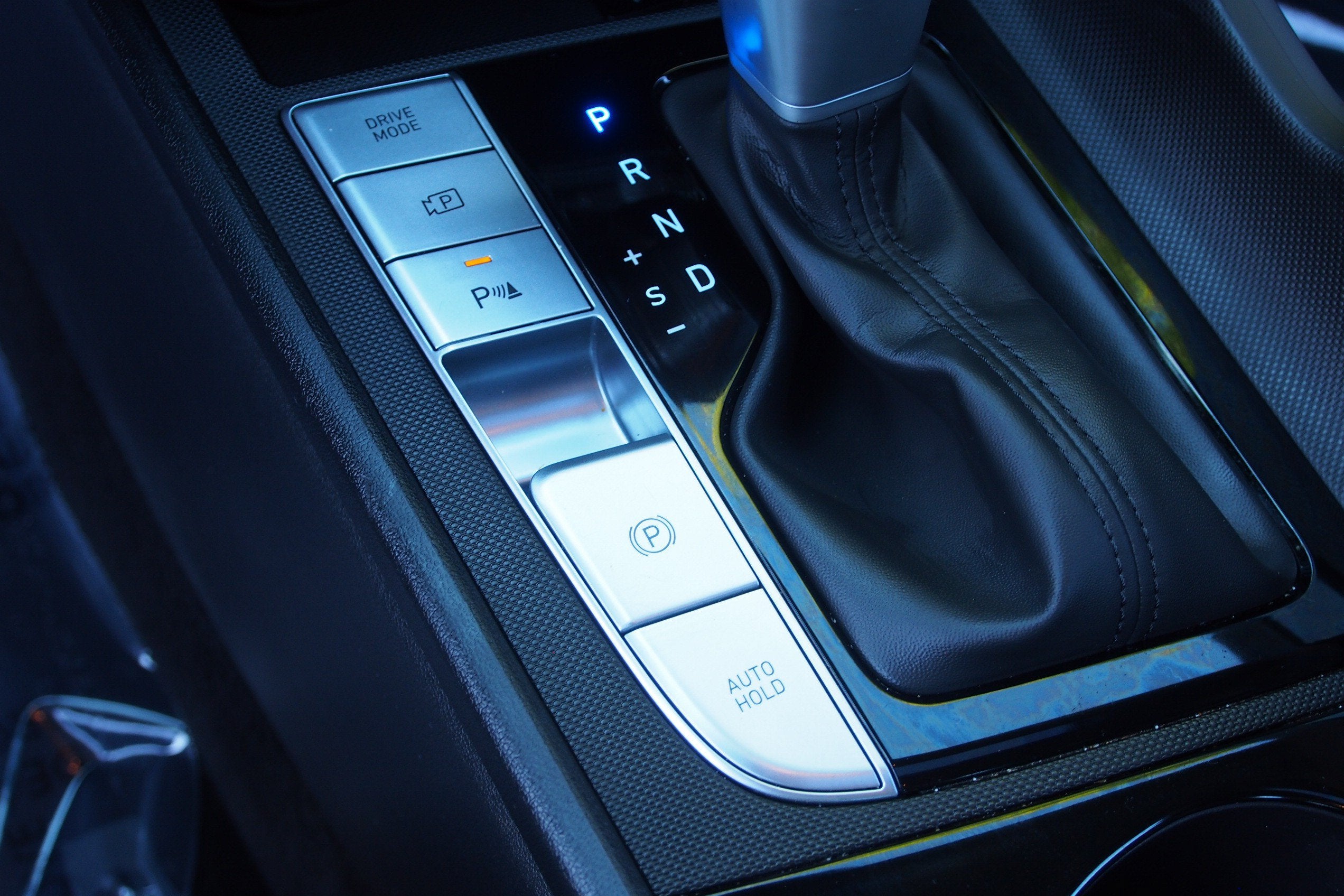 2024 Hyundai Elantra Hybrid Limited