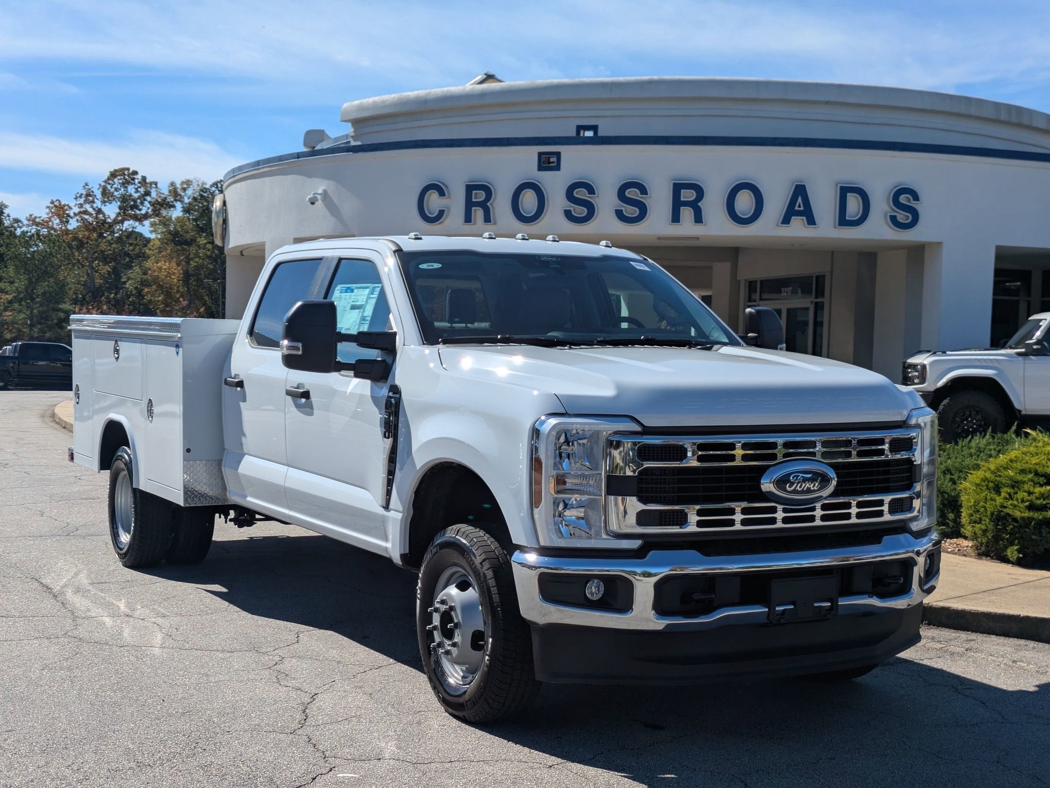 2026 Ford Super Duty F-350 DRW XL