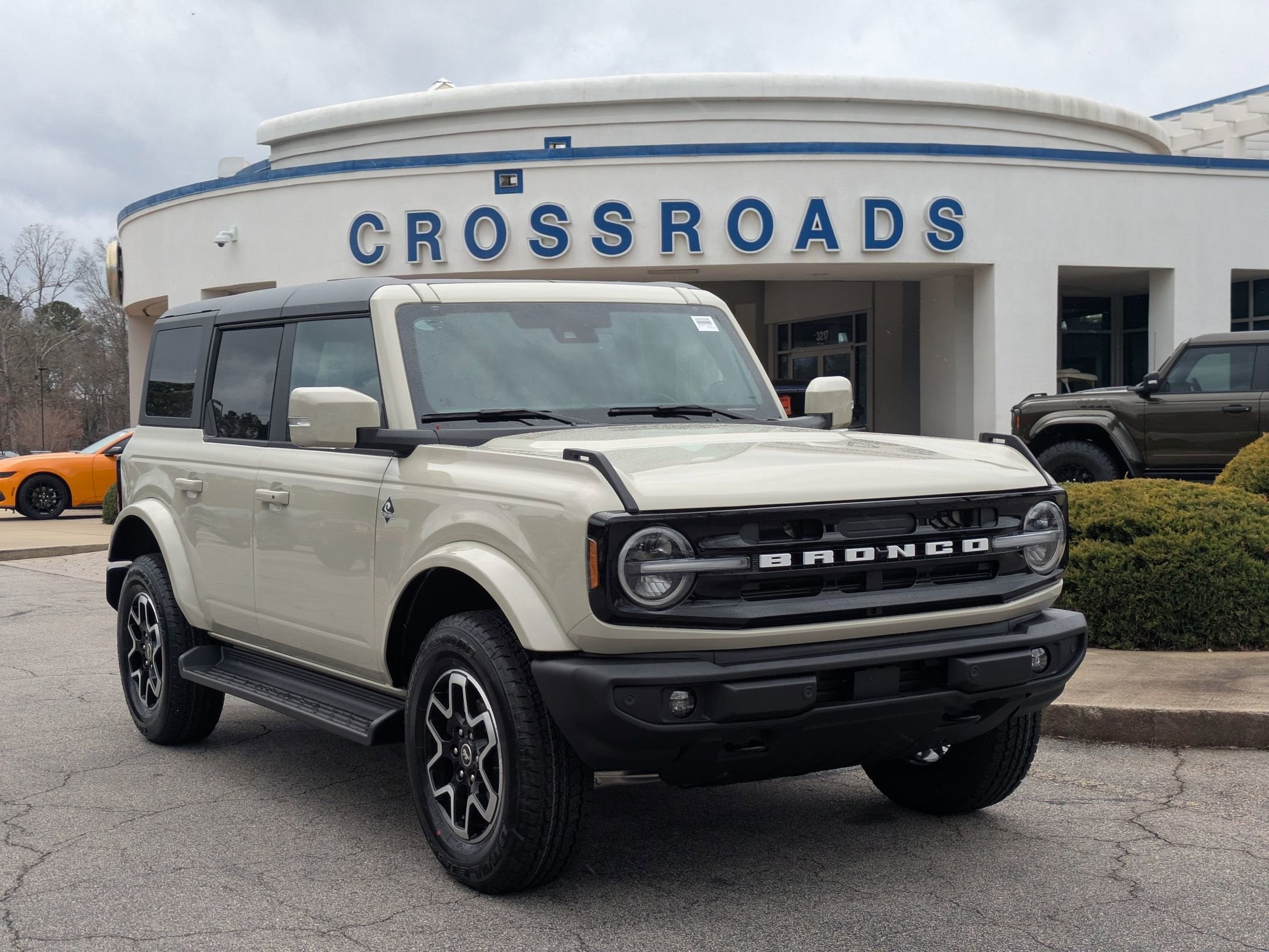 2025 Ford Bronco Outer Banks