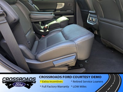 2025 Ford Expedition Platinum - Crossroads Courtesy Demo
