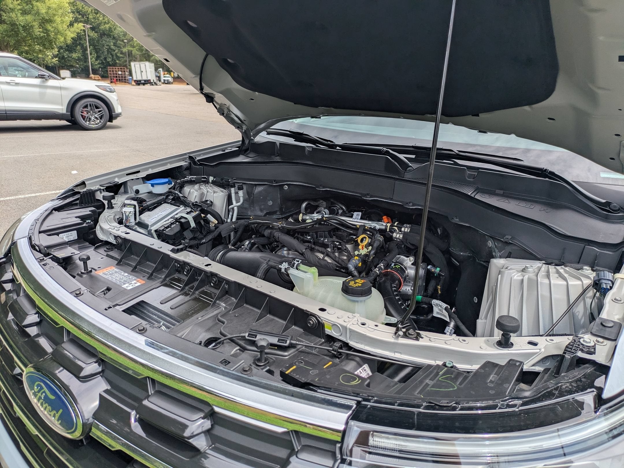 2026 Ford Explorer Active w/200A Pkg