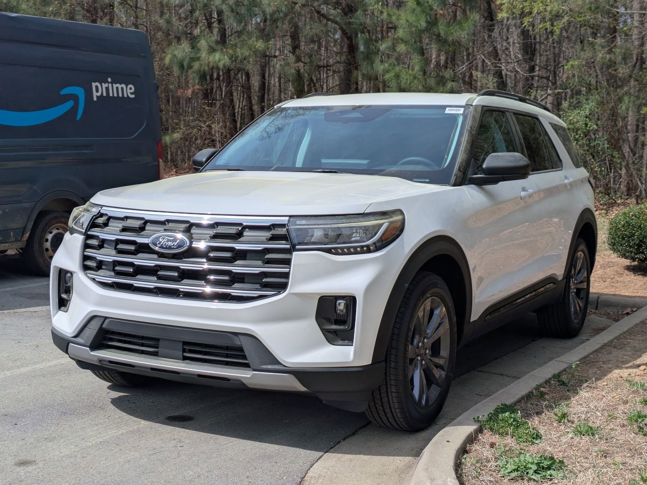 2026 Ford Explorer Active w/200A Pkg