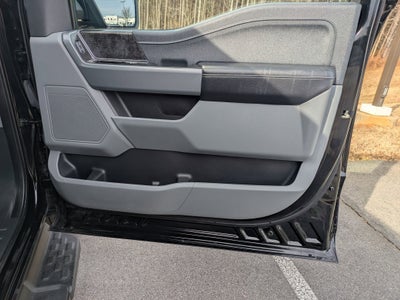 2023 Ford F-150 Lightning XLT