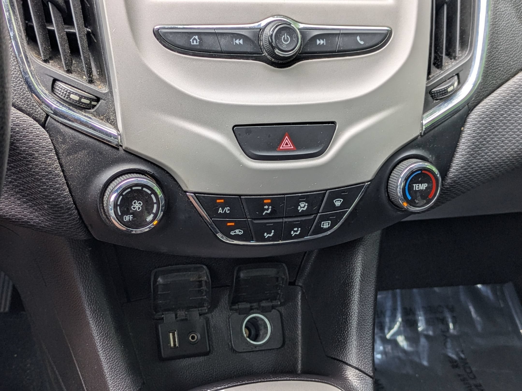 2018 Chevrolet Cruze LS