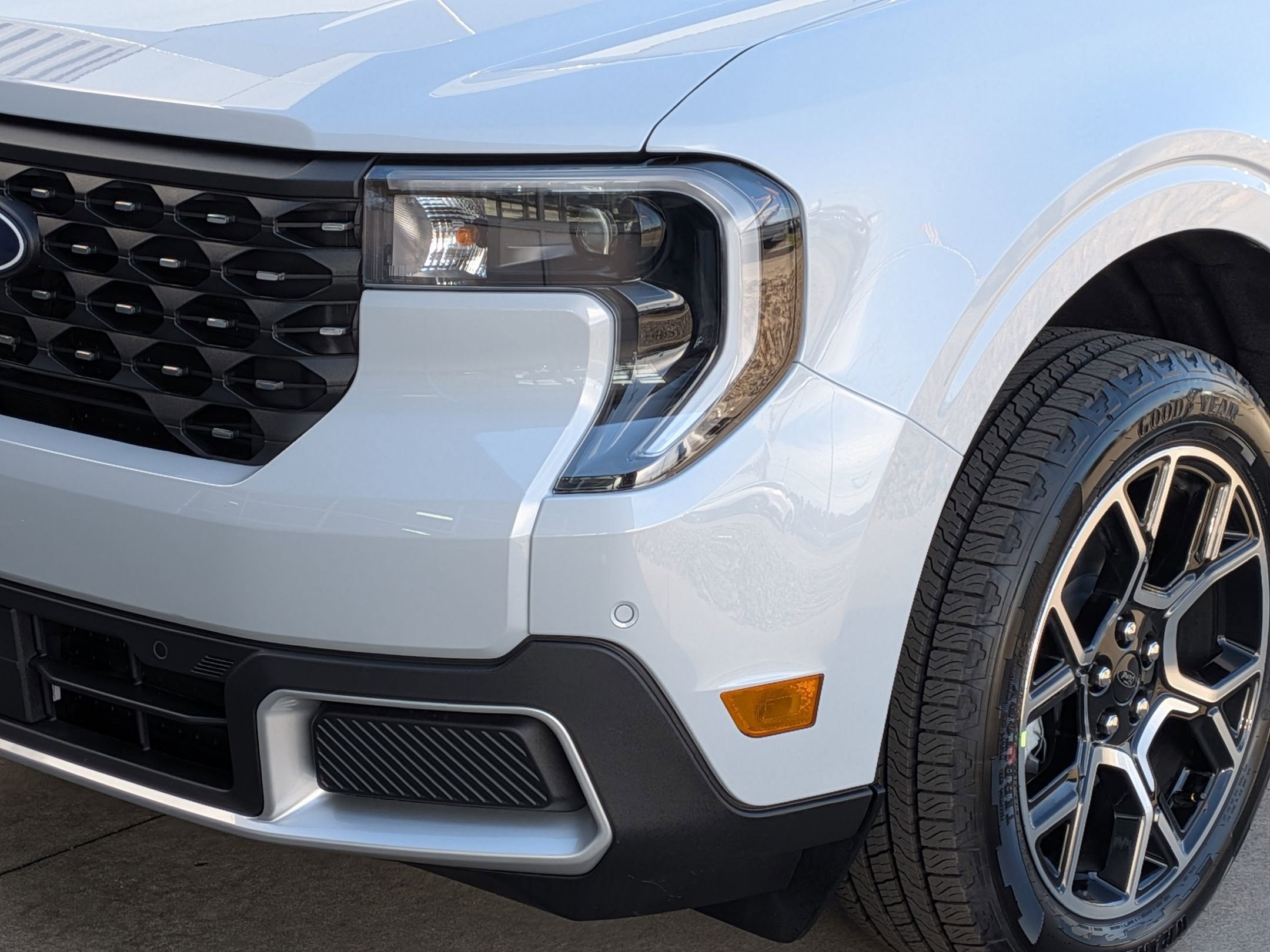 2026 Ford Maverick LARIAT