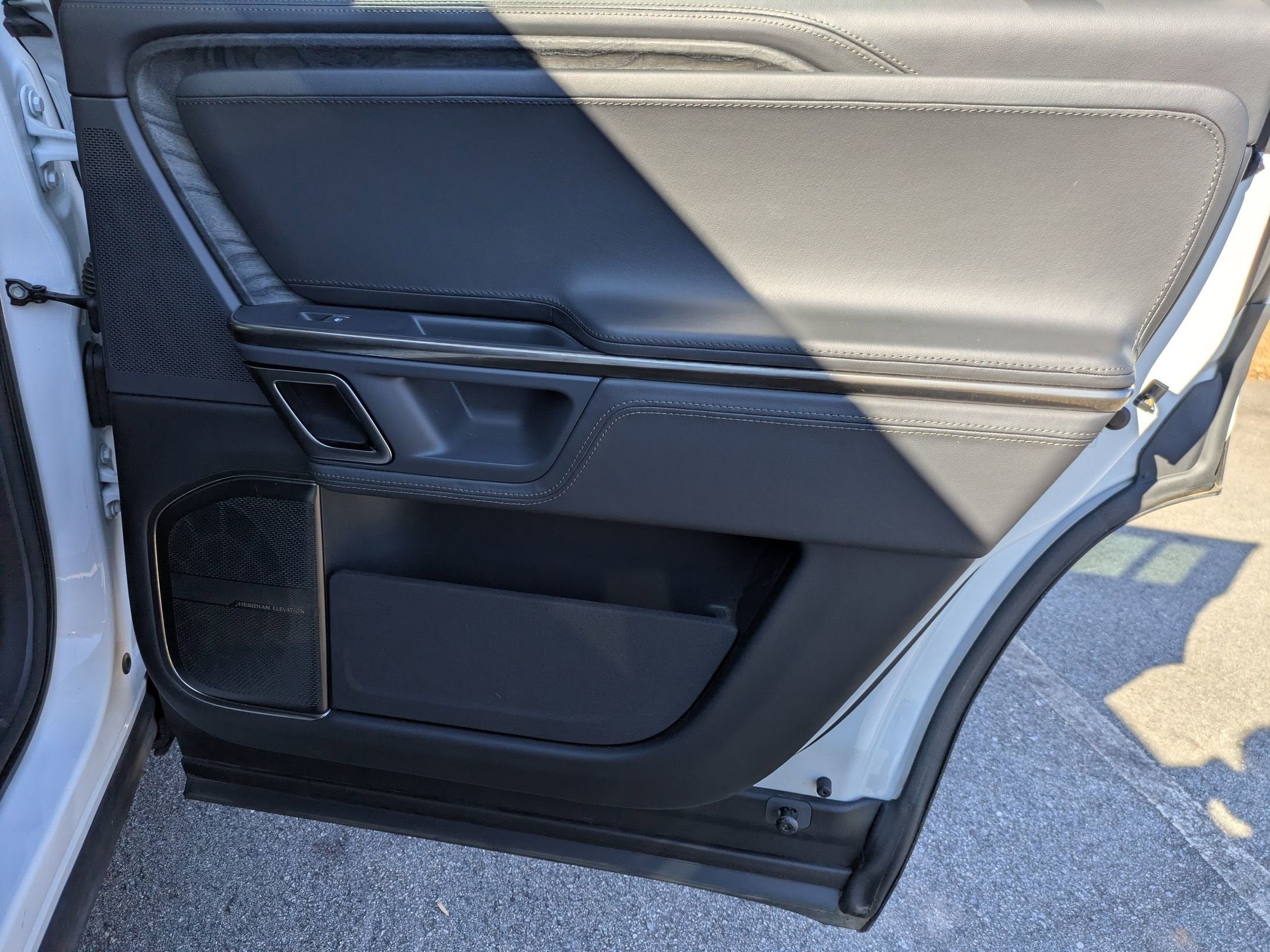 2023 Rivian R1S Launch Edition