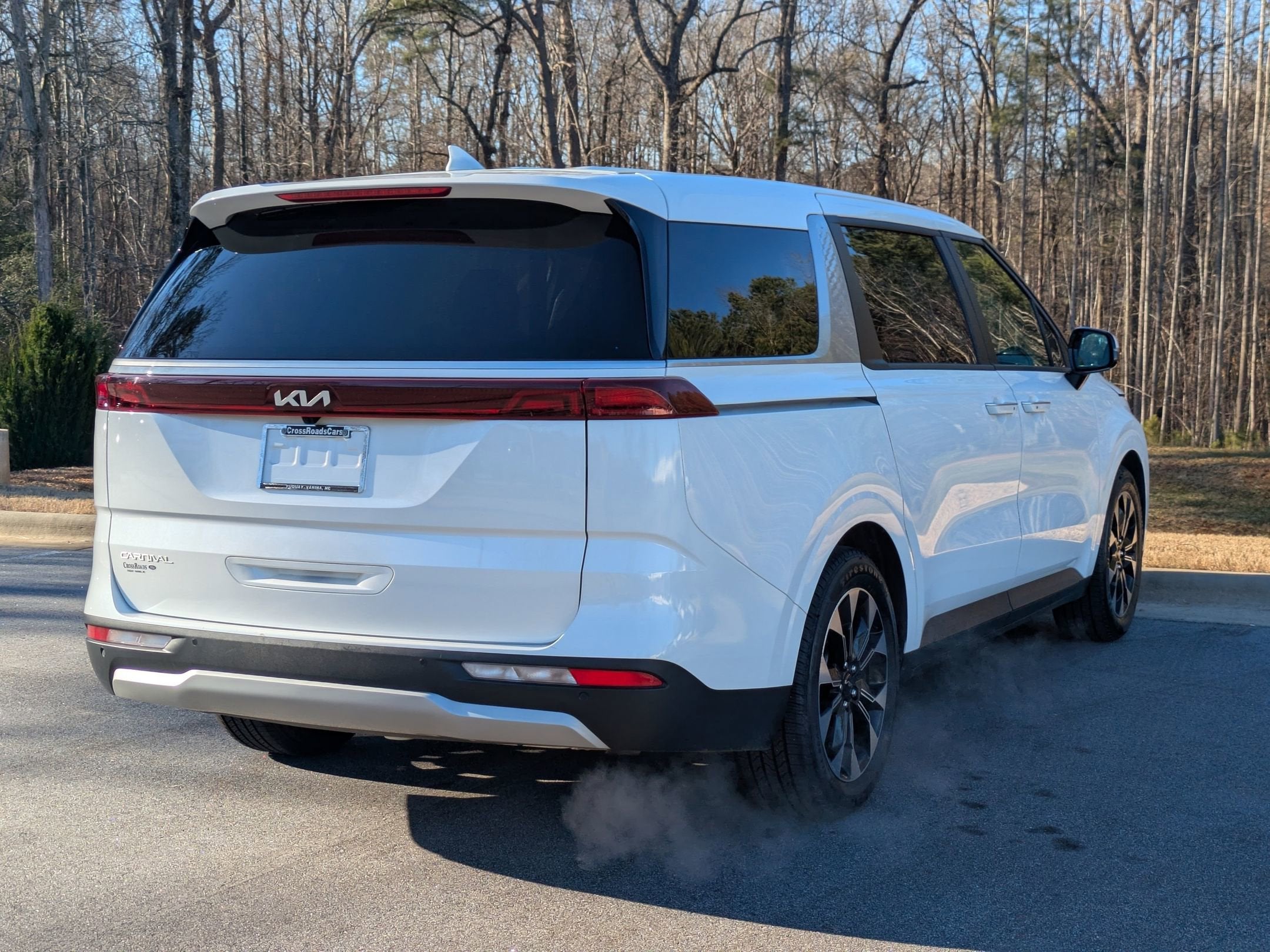 2024 Kia Carnival EX