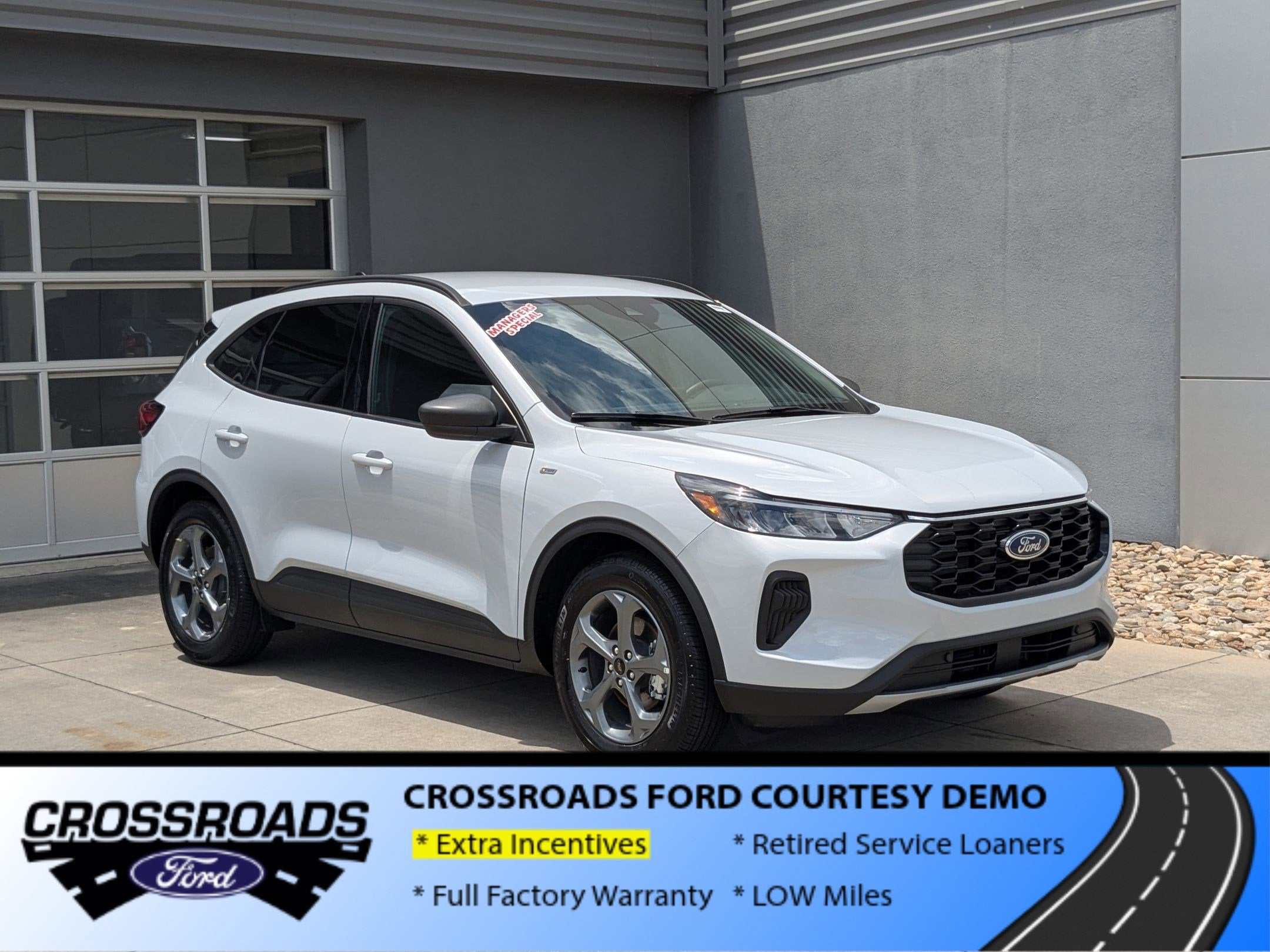 2025 Ford Escape ST-Line - Crossroads Courtesy Demo