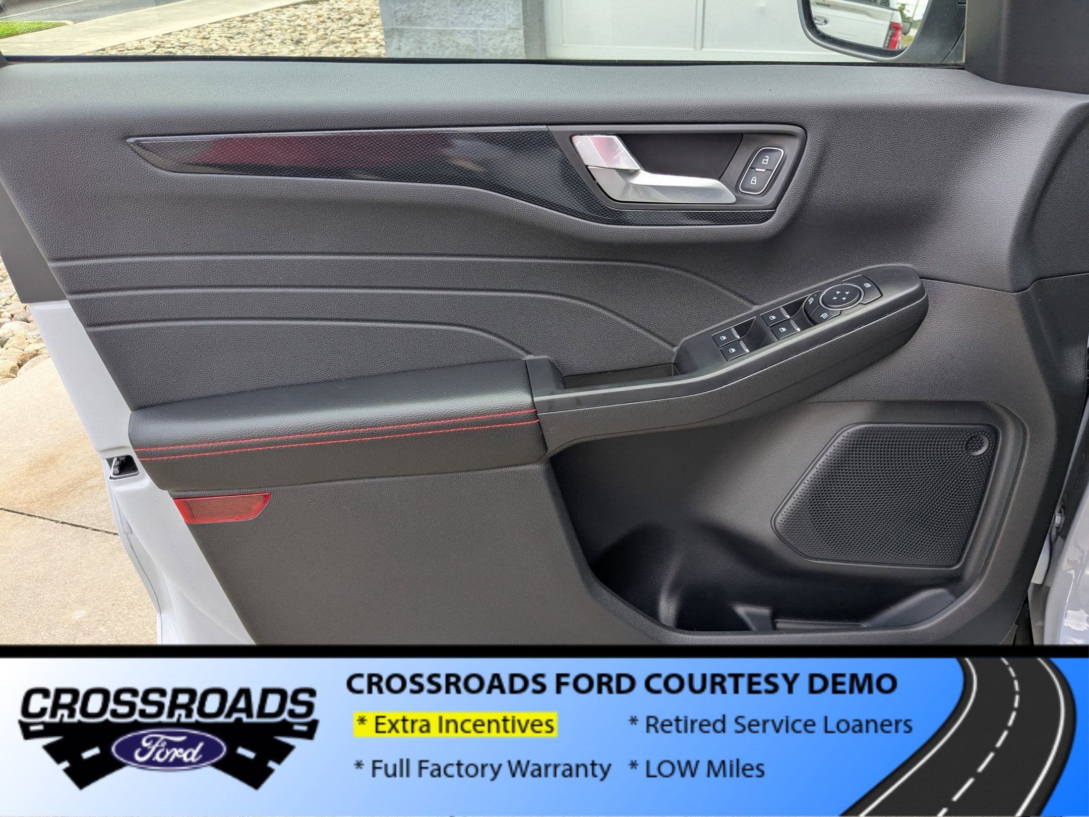 2025 Ford Escape ST-Line - Crossroads Courtesy Demo