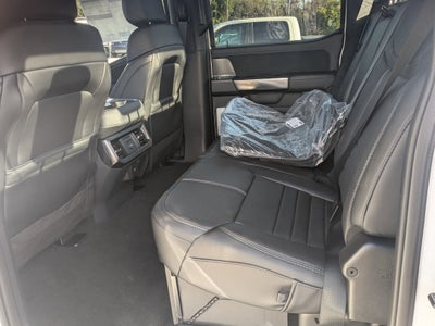 2026 Ford Super Duty F-350 DRW Platinum