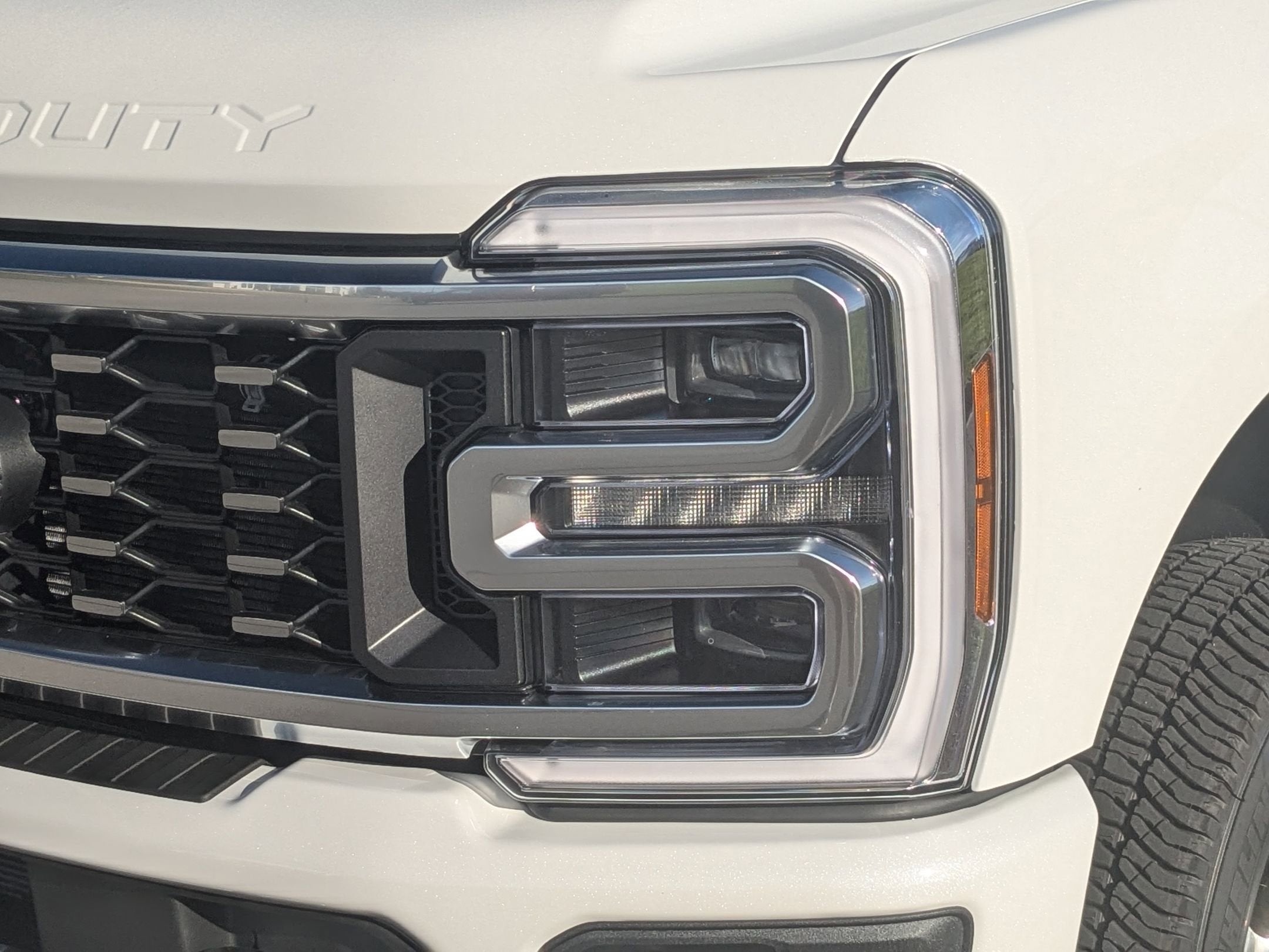 2026 Ford Super Duty F-350 DRW Platinum