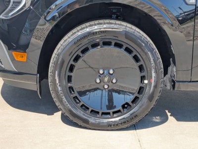 2025 Ford Maverick Lobo Standard