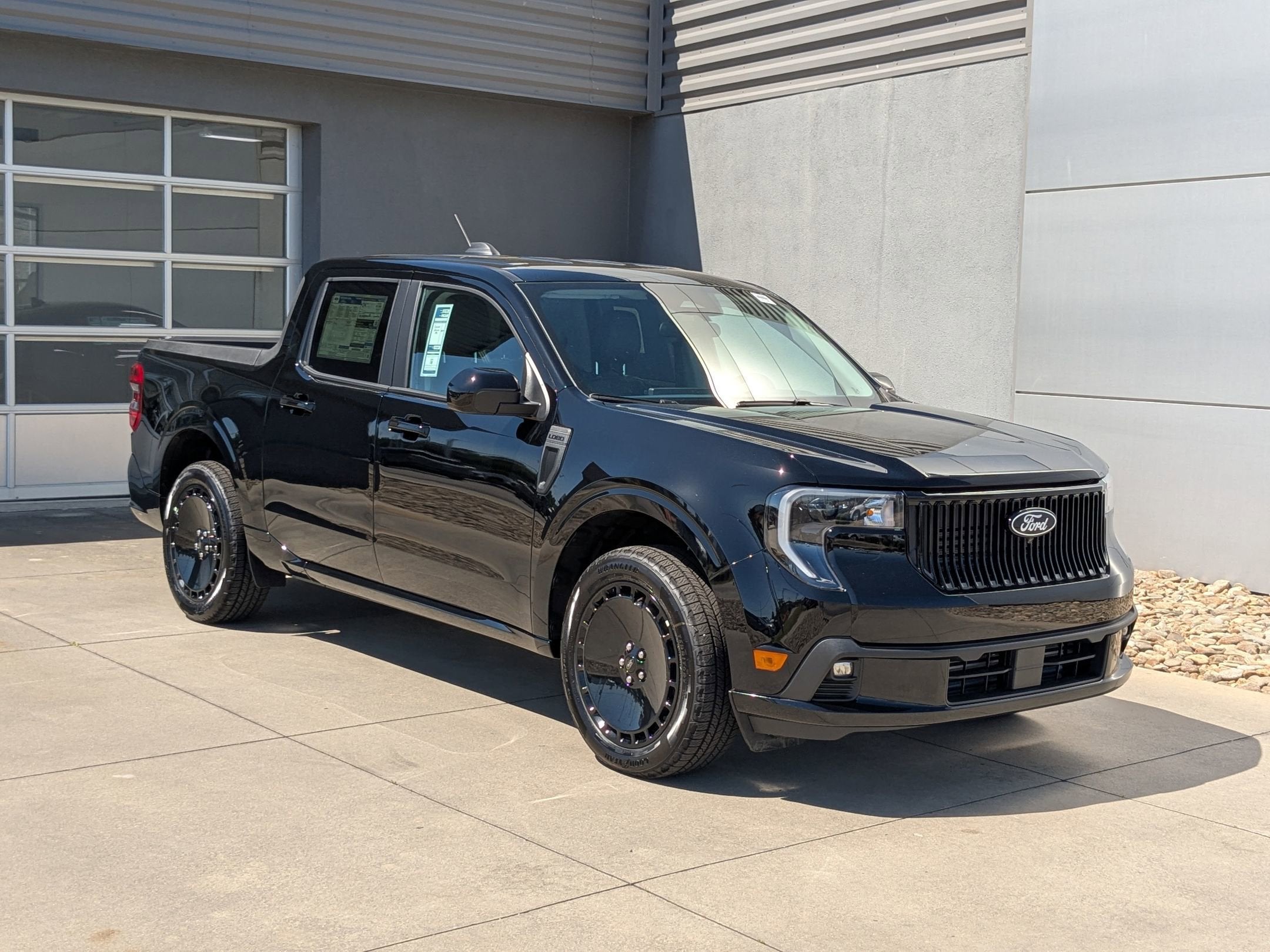 2025 Ford Maverick Lobo Standard