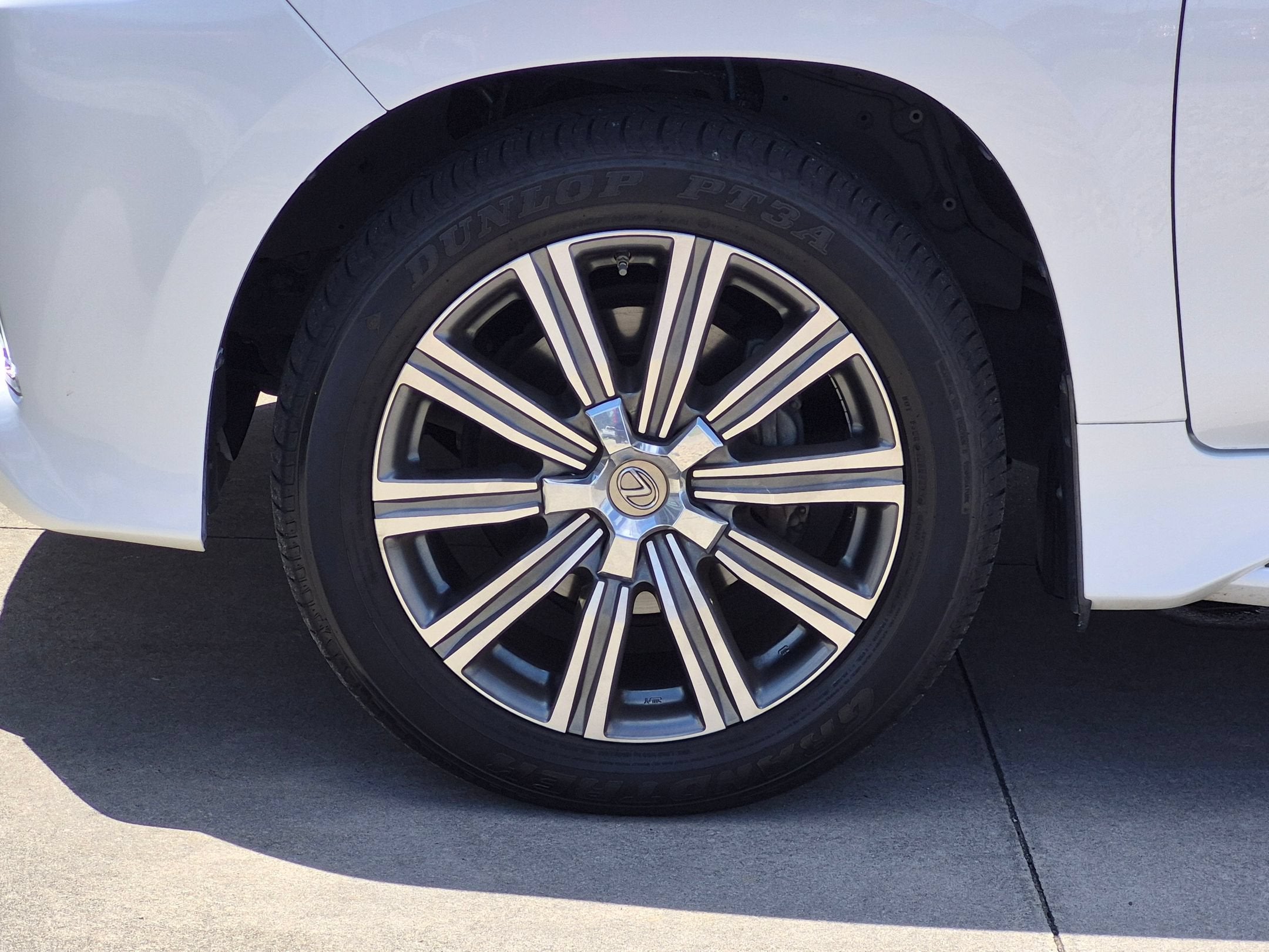 2017 Lexus LX LX 570