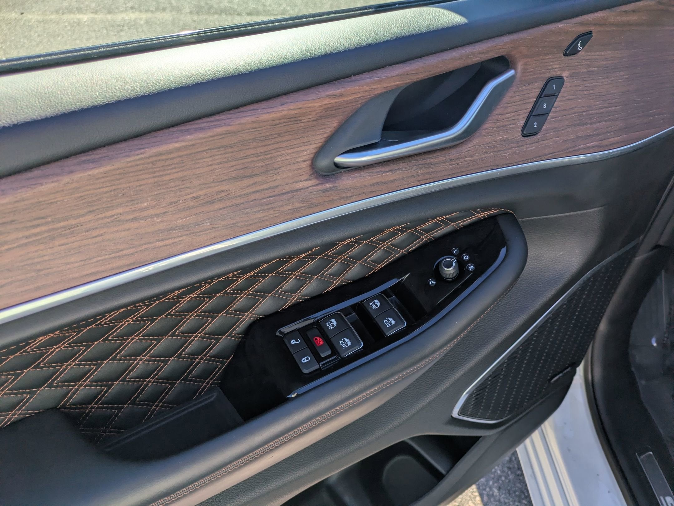 2023 Jeep Grand Cherokee L Summit