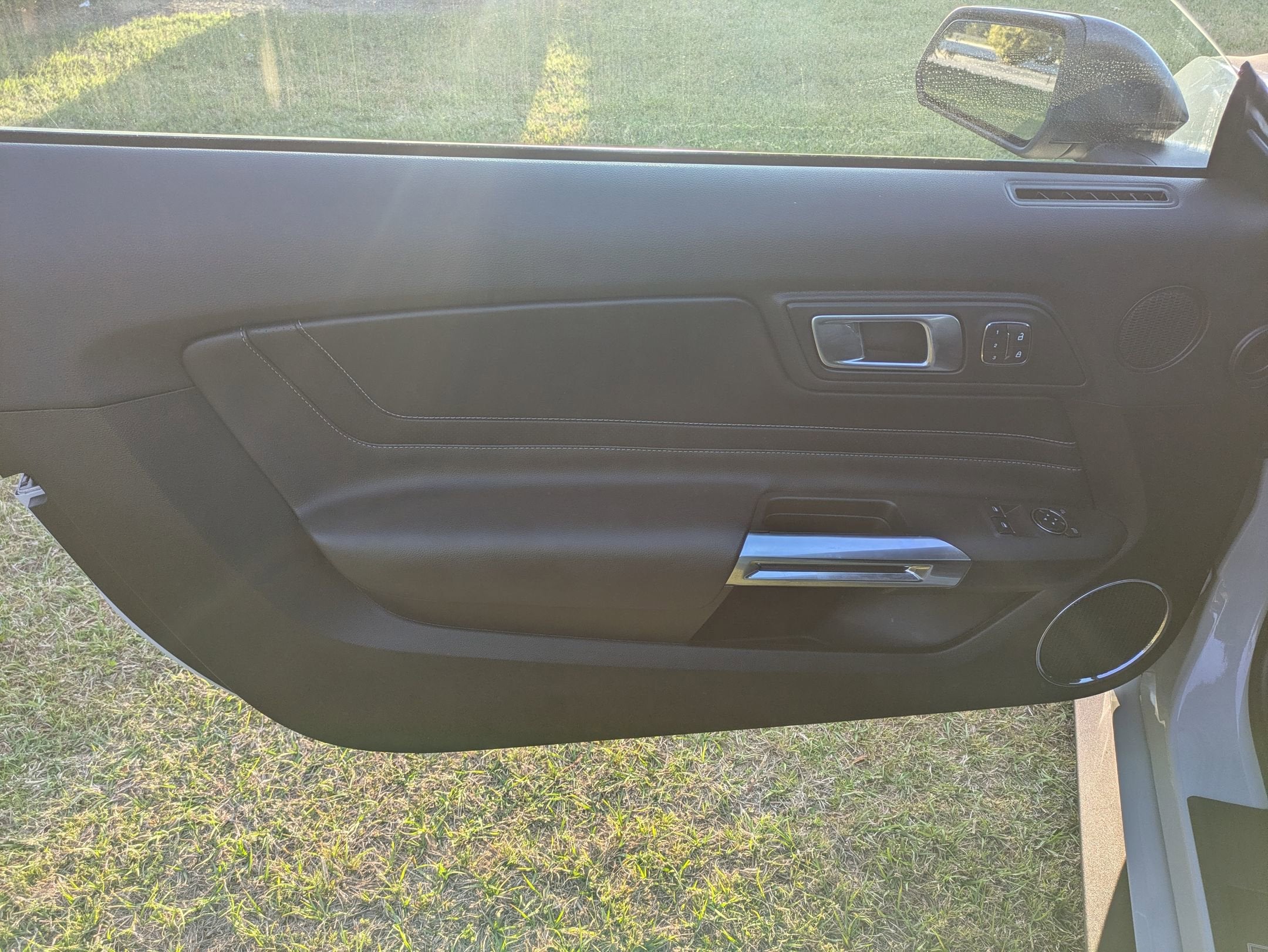 2022 Ford Mustang Mach 1