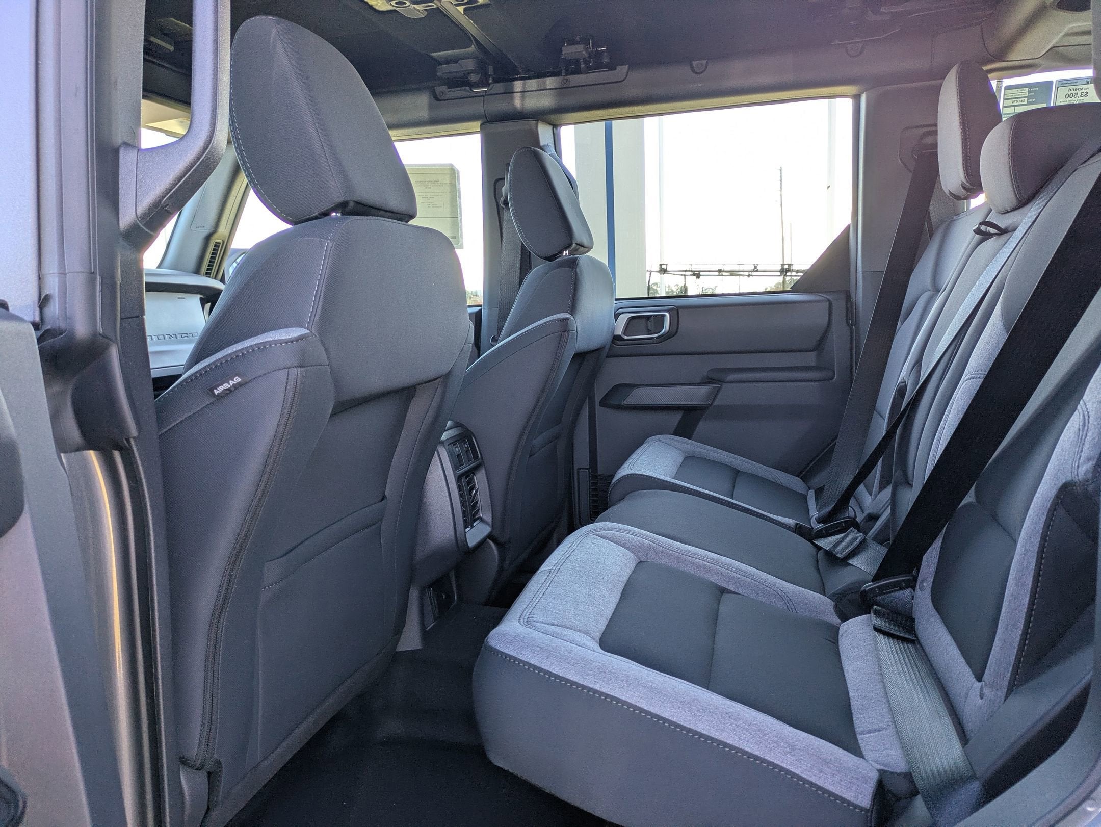 2025 Ford Bronco Base