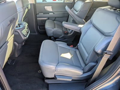 2027 Ford Expedition Active