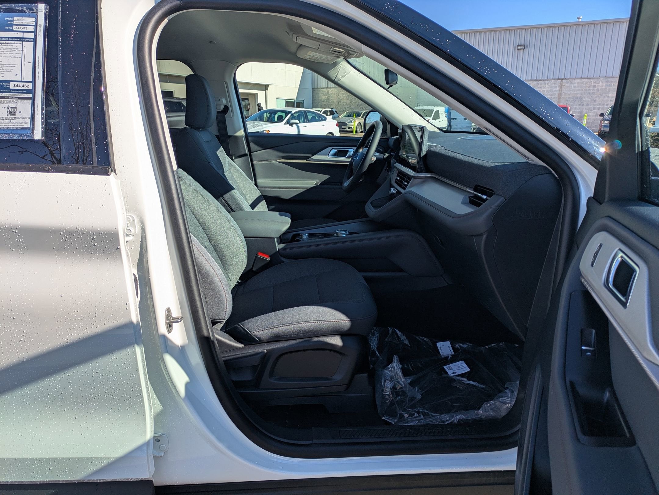 2026 Ford Explorer Active w/200A Pkg