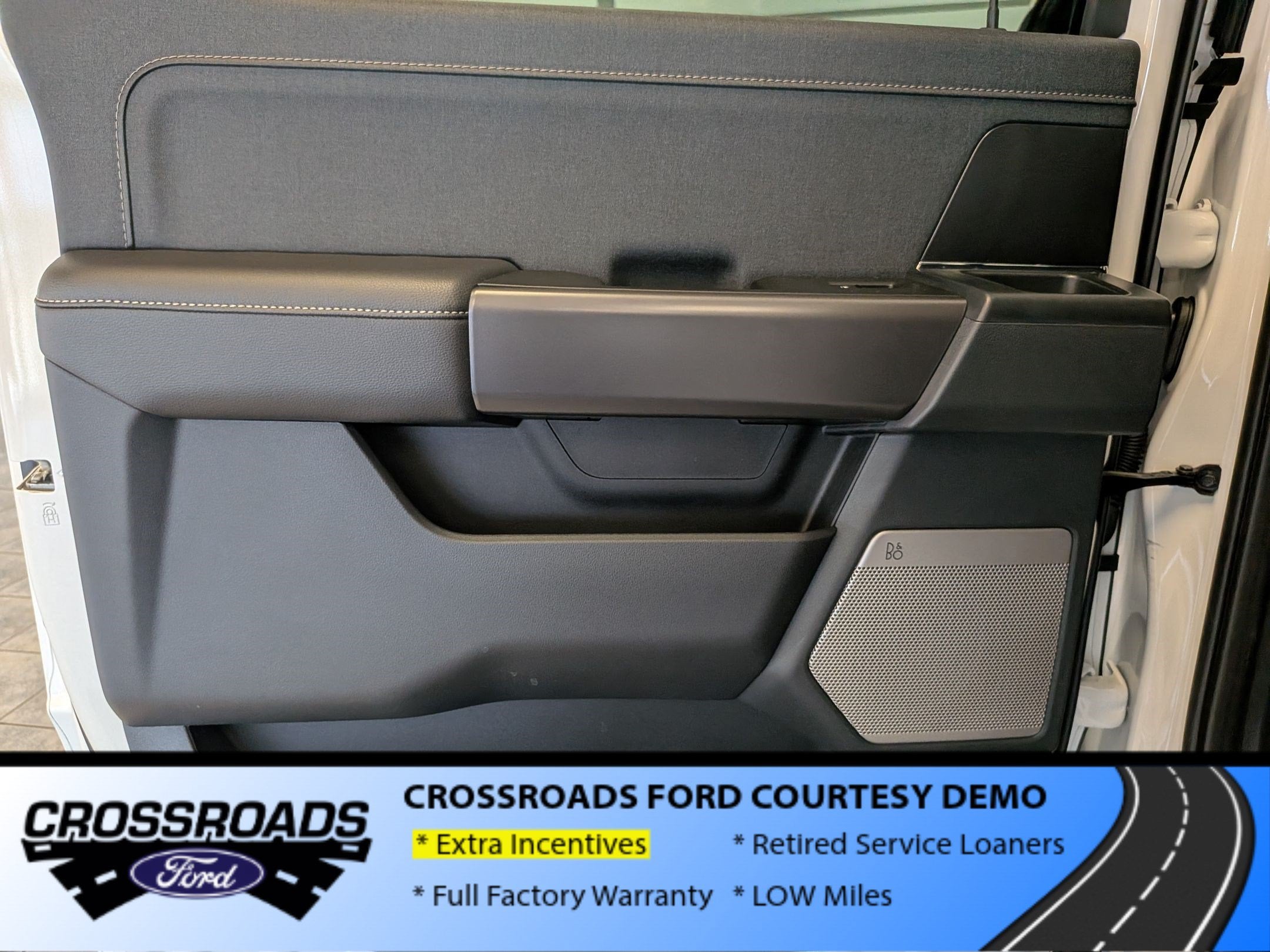 2026 Ford F-150 LARIAT - Crossroads Courtesy Demo
