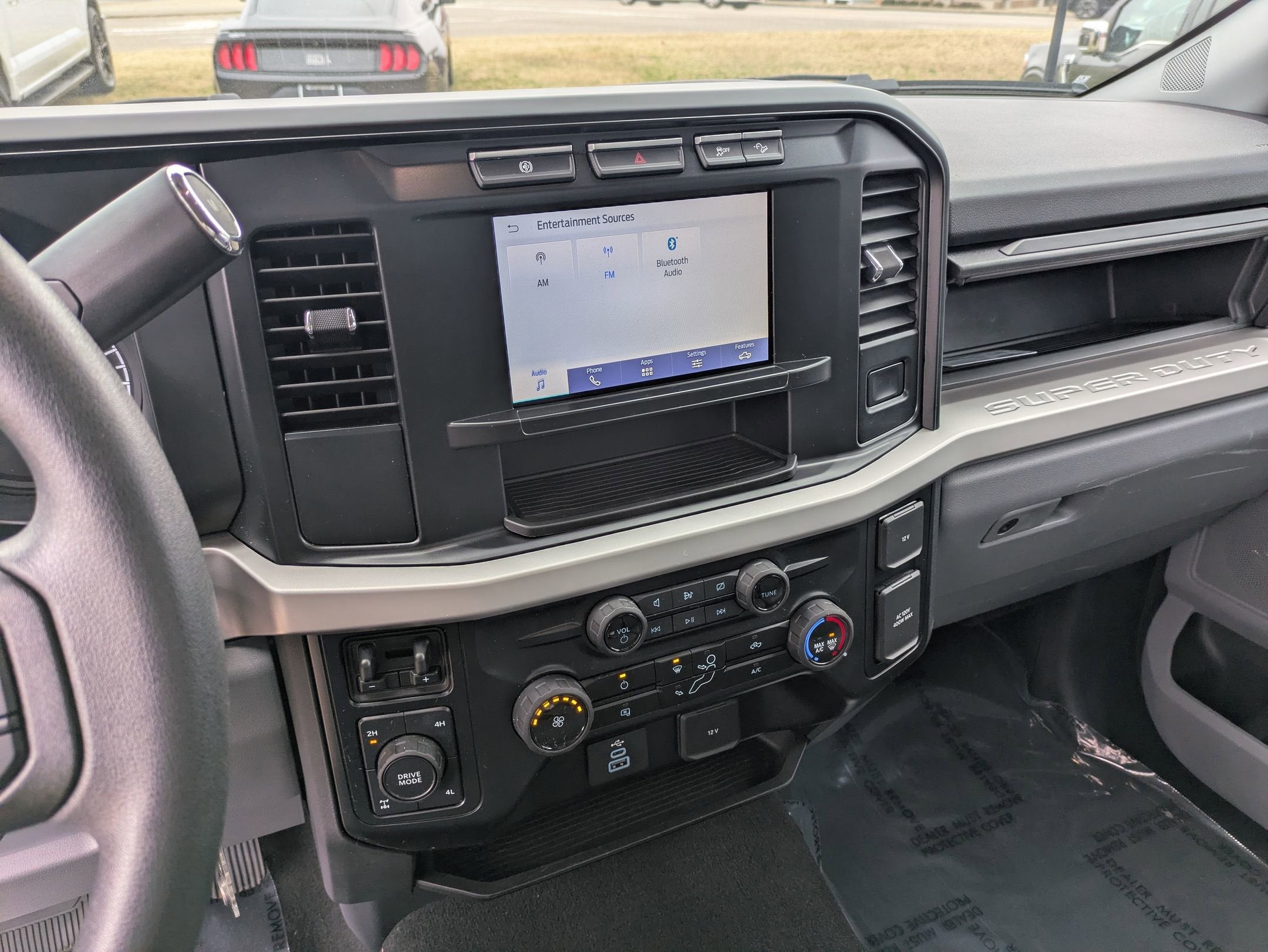 2024 Ford Super Duty F-350 SRW XLT