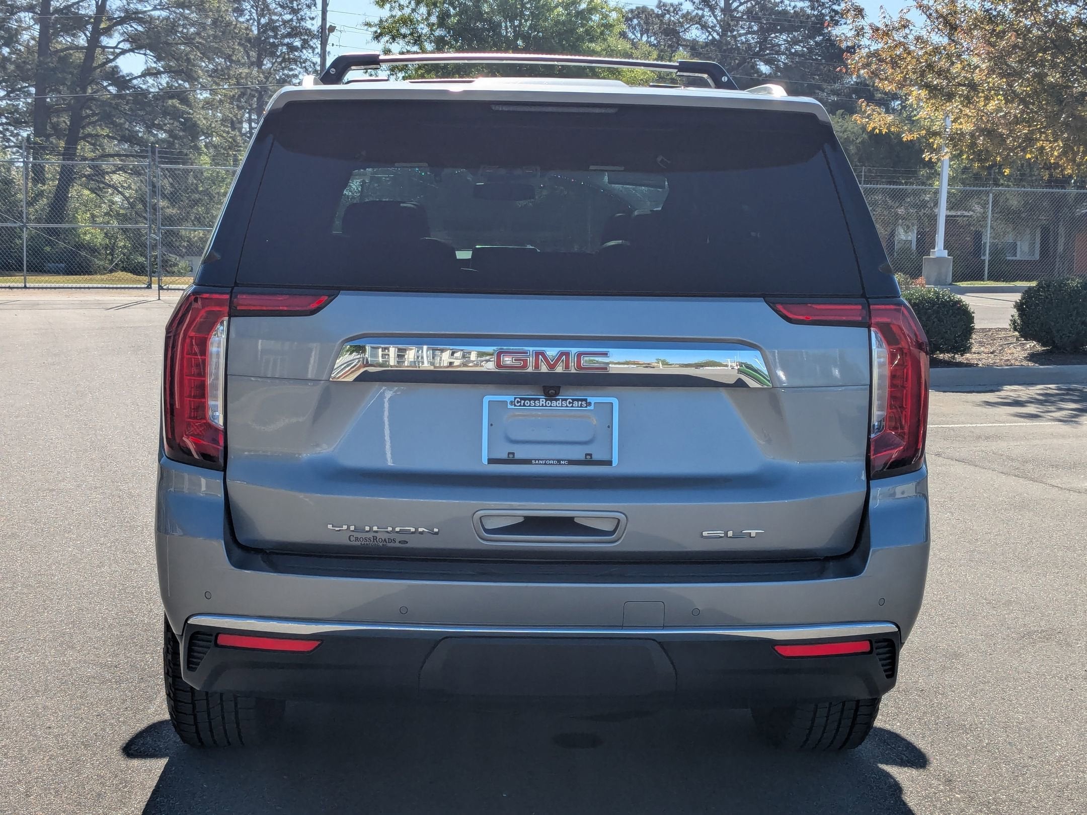 2023 GMC Yukon SLT