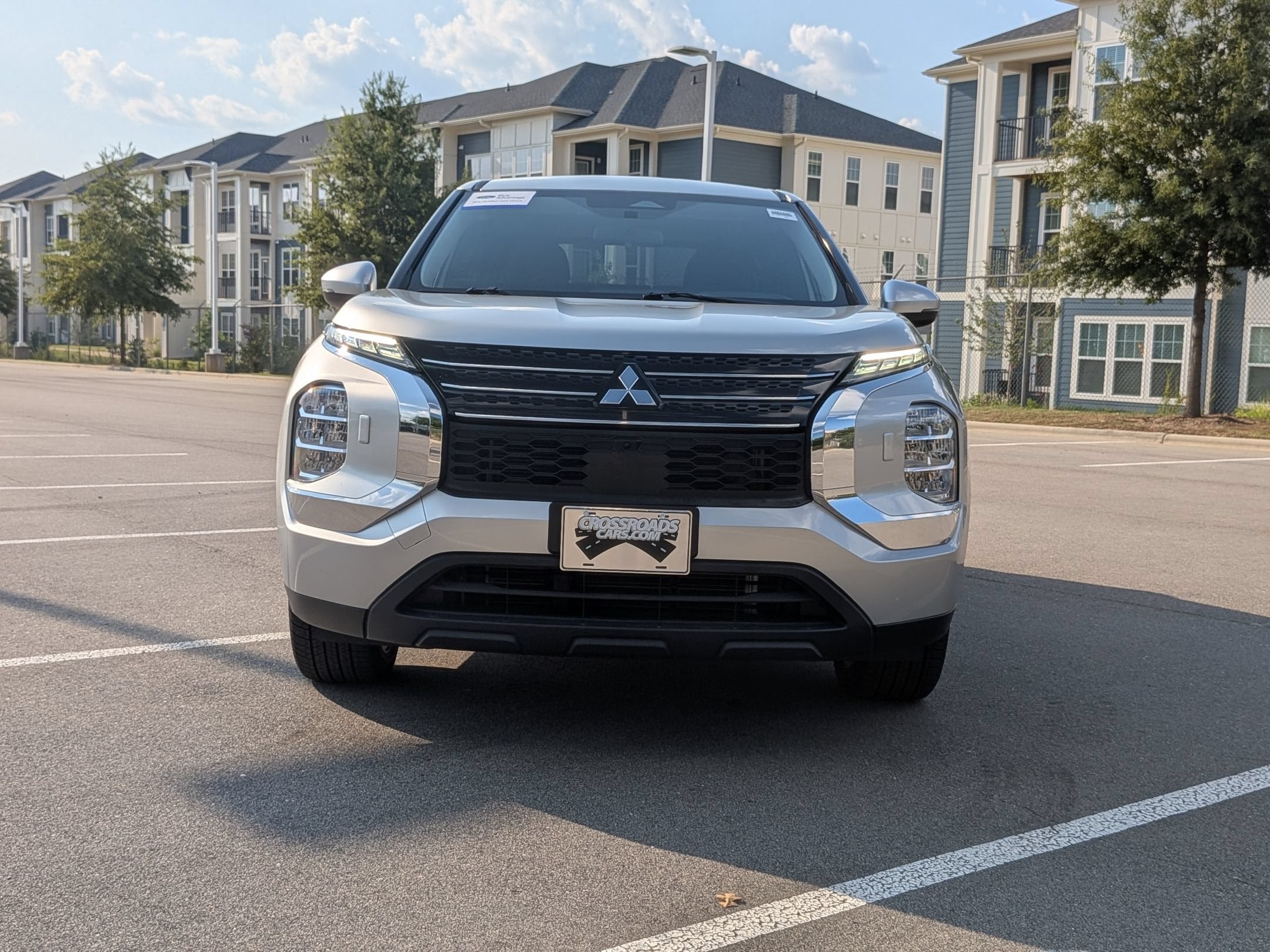 2022 Mitsubishi Outlander ES