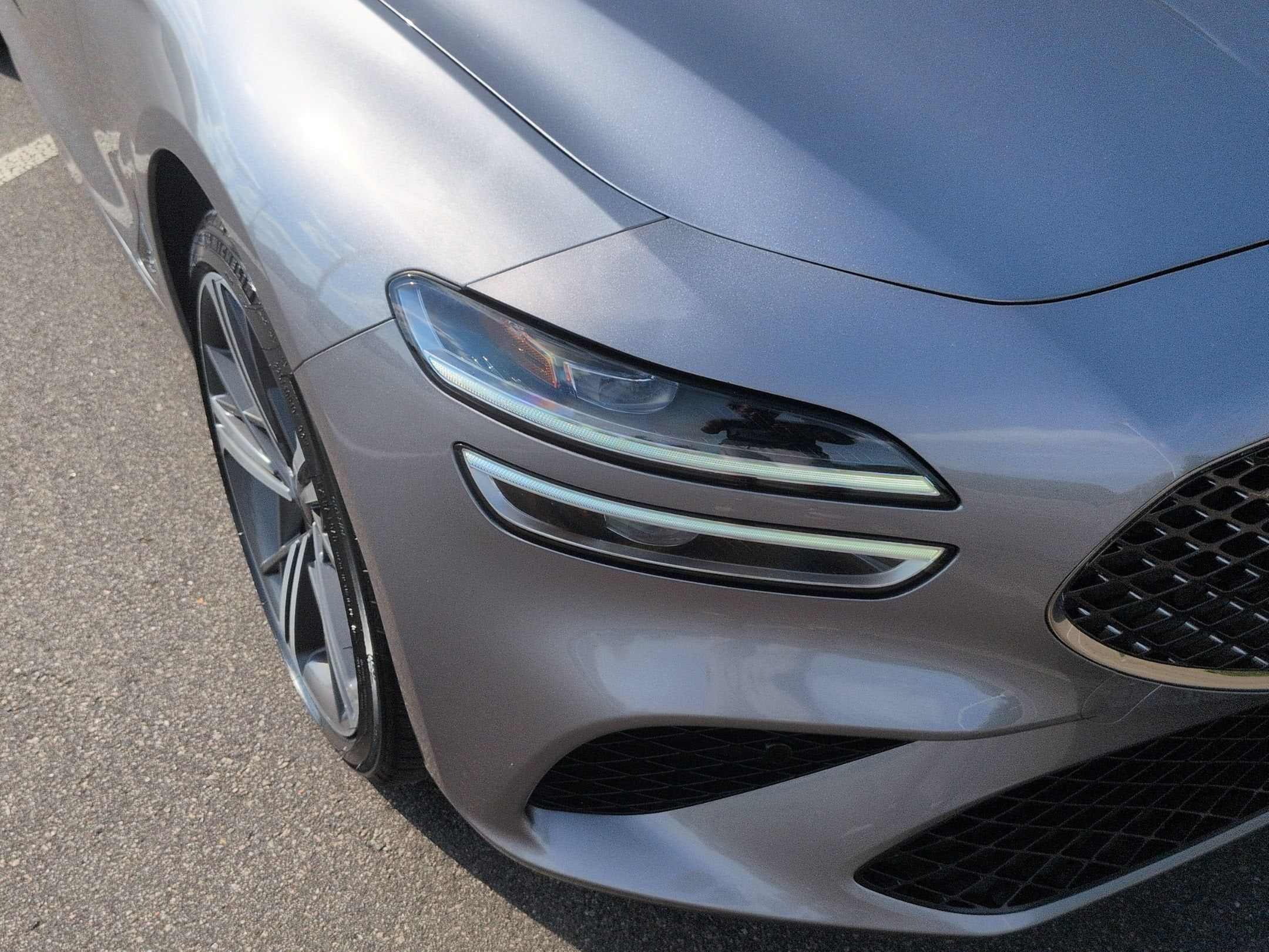 2025 Genesis G70 2.5T