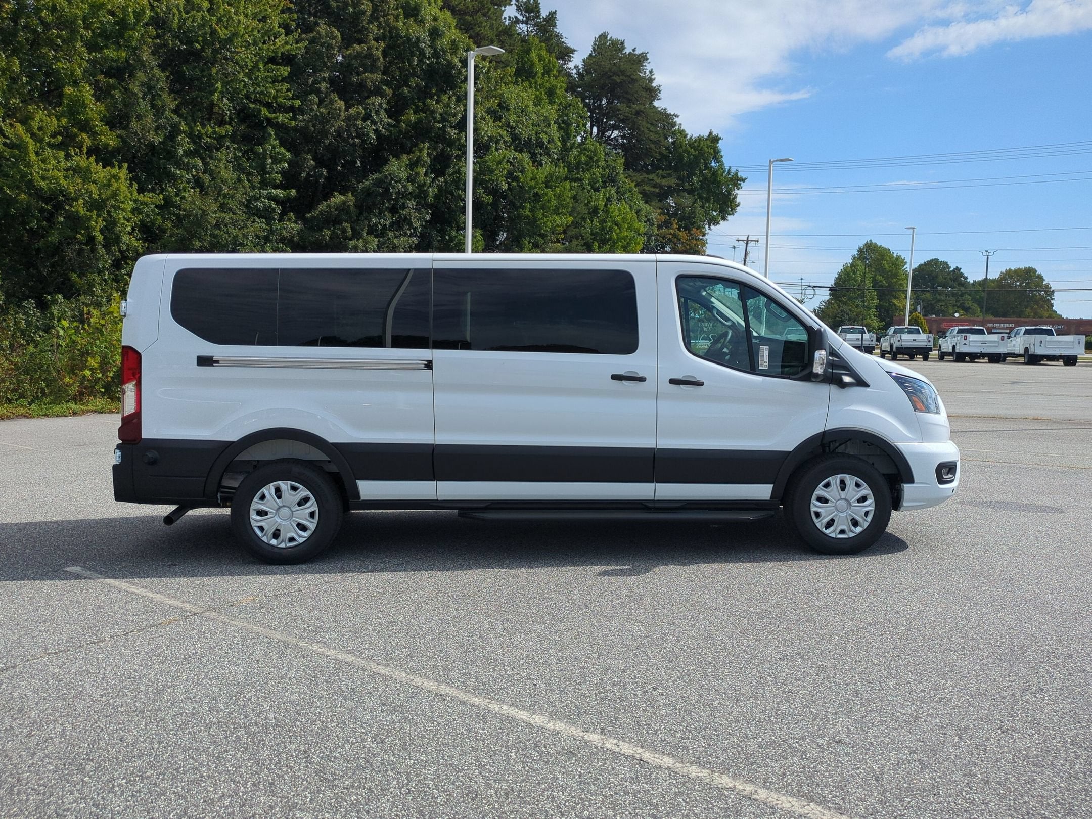 2027 Ford Transit 15 Passenger Wagon XLT
