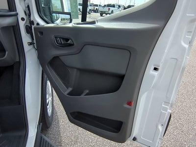 2027 Ford Transit 15 Passenger Wagon XLT