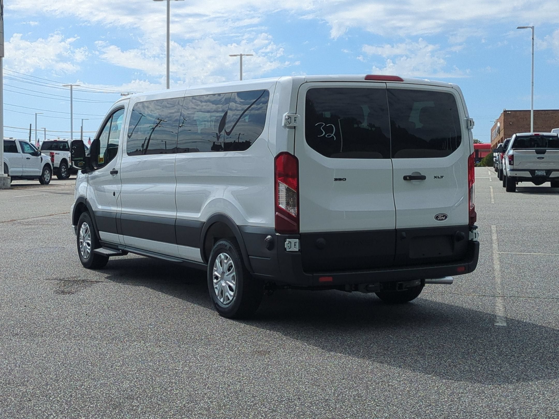 2027 Ford Transit 15 Passenger Wagon XLT