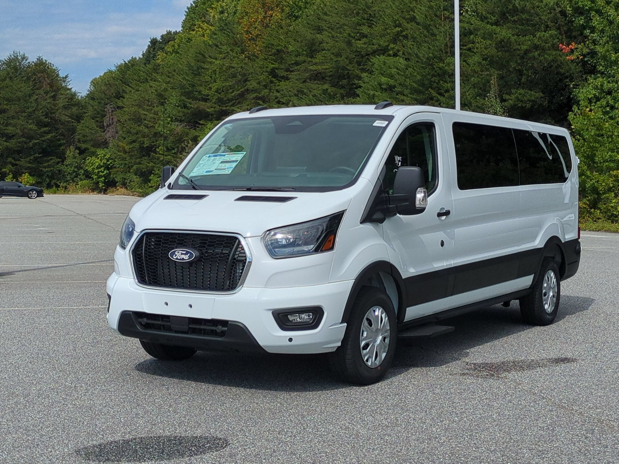 2027 Ford Transit 15 Passenger Wagon XLT