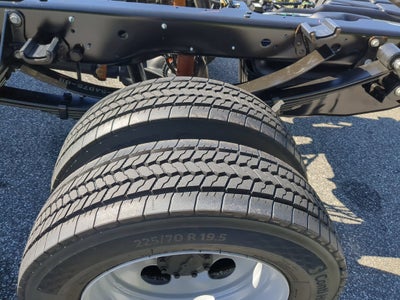2027 Ford Super Duty F-450 DRW XL