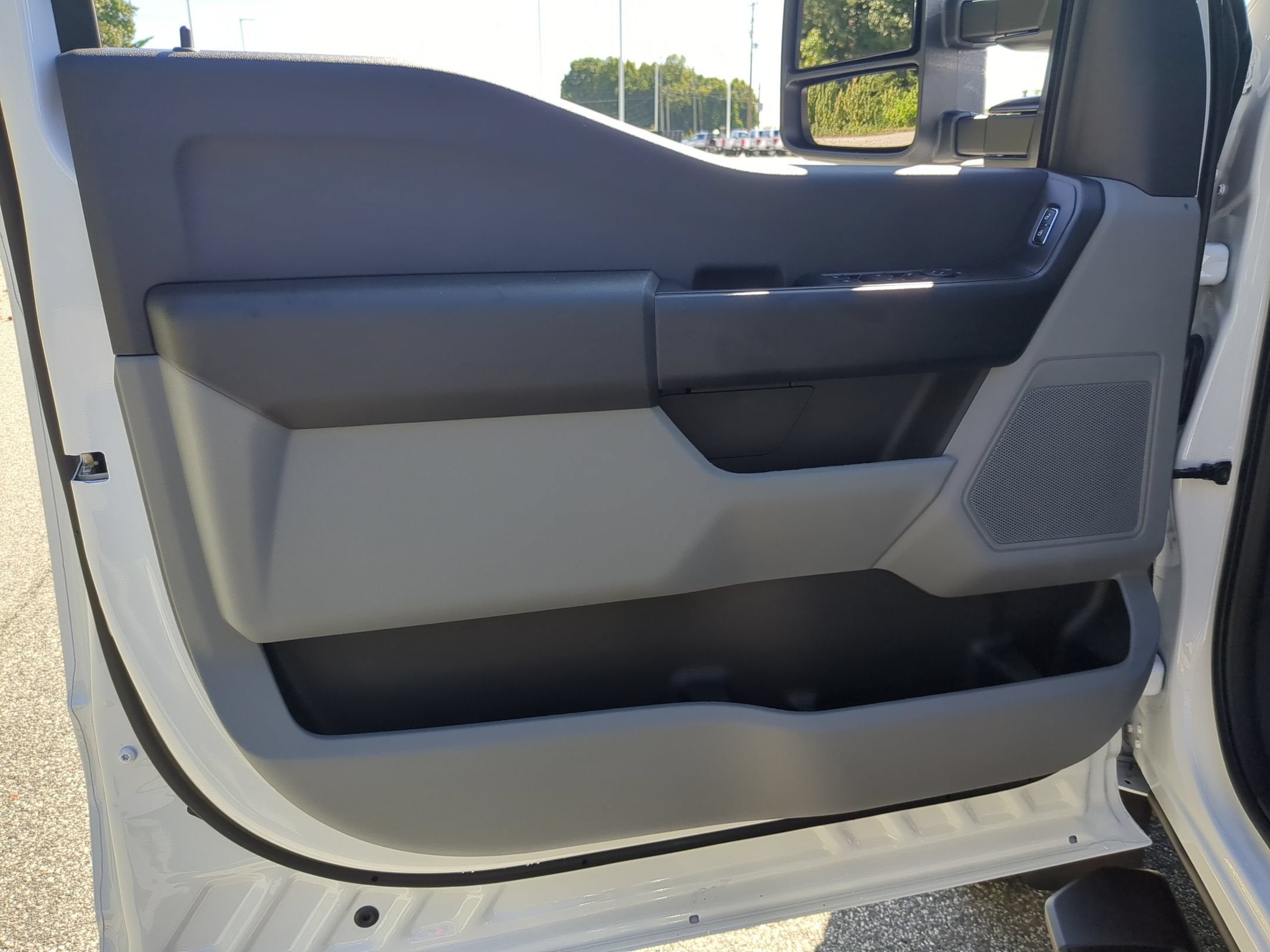 2027 Ford Super Duty F-450 DRW XL