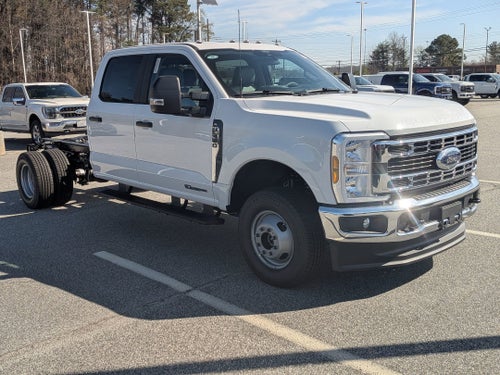 2026 Ford Super Duty F-350 DRW Base