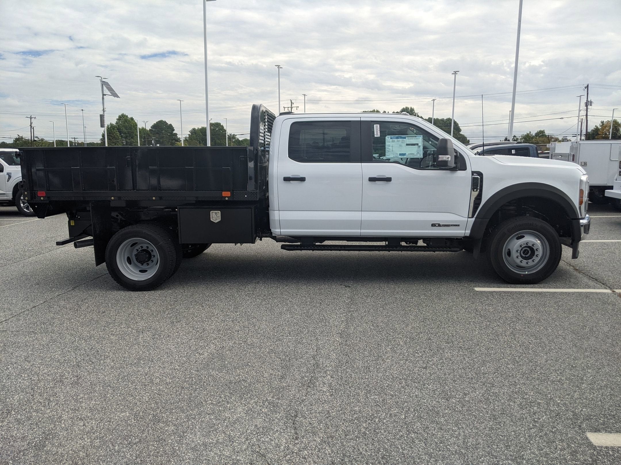 2025 Ford Super Duty F-450 DRW XL