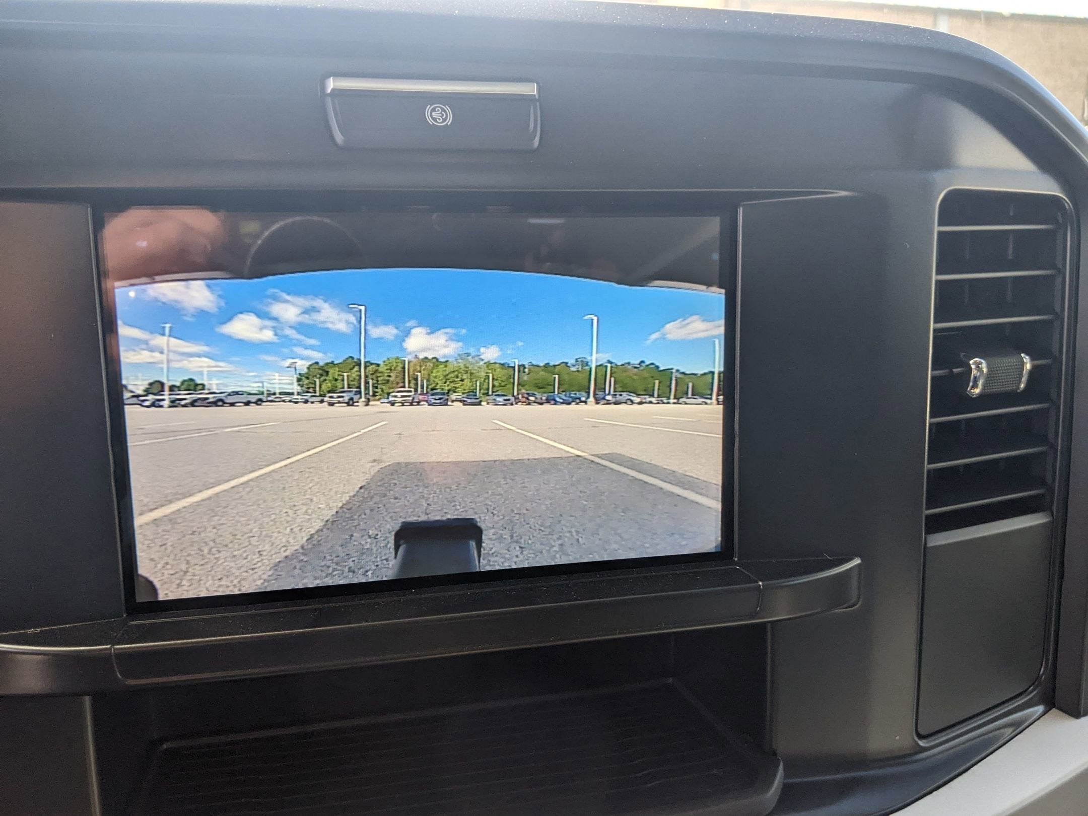 2025 Ford Super Duty F-550 DRW XL