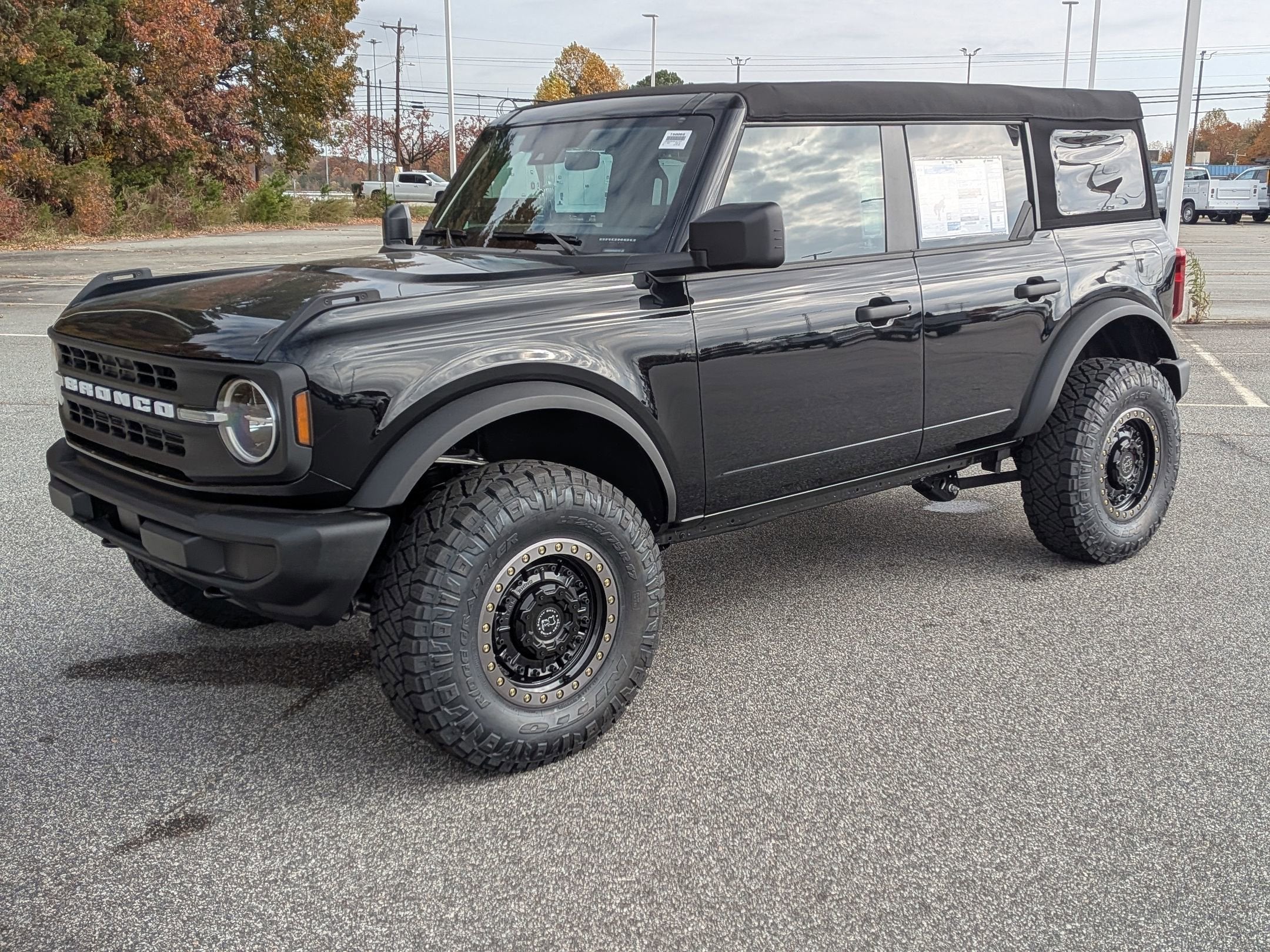 2025 Ford Bronco Base