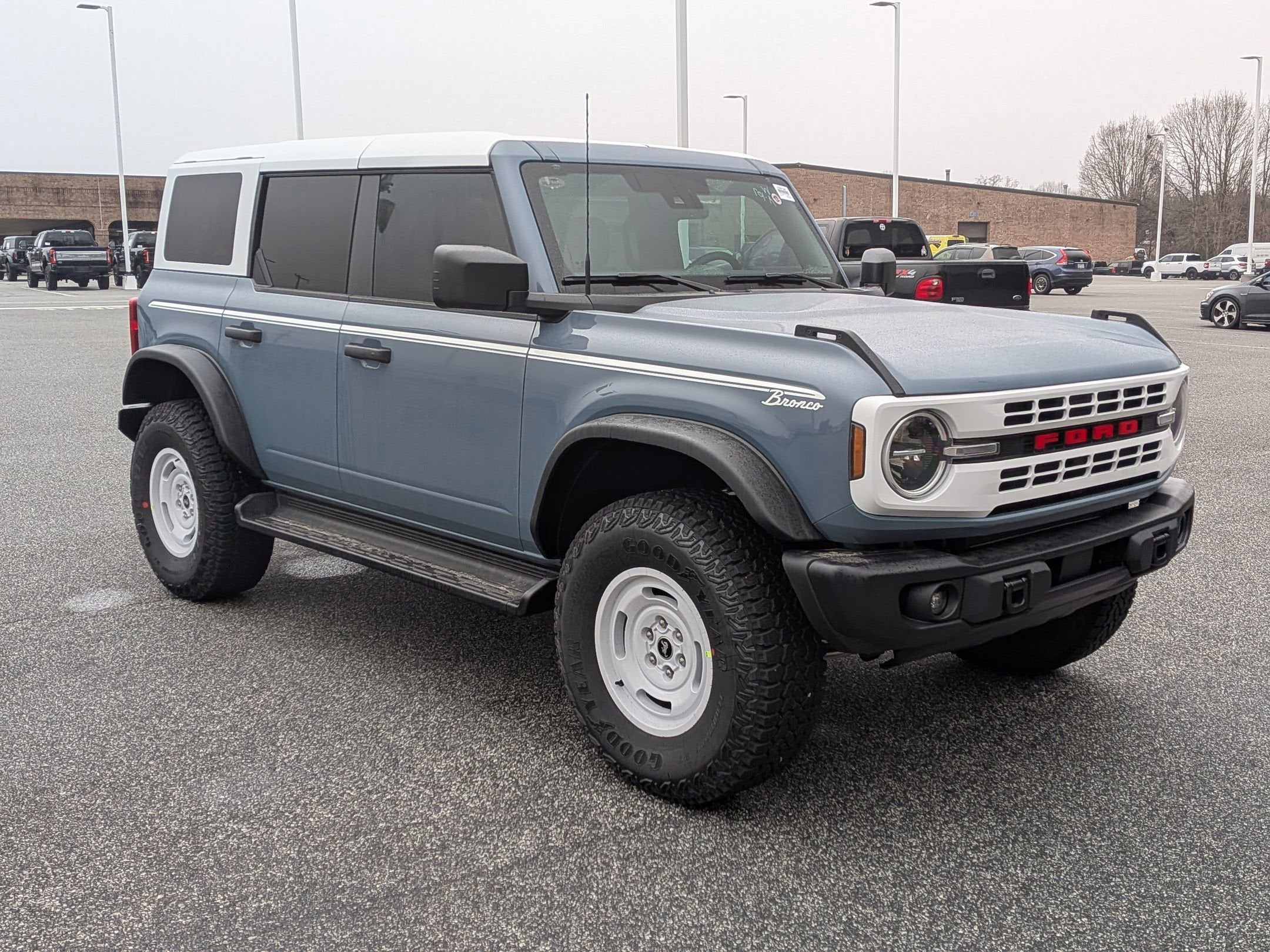 2025 Ford Bronco Heritage Edition
