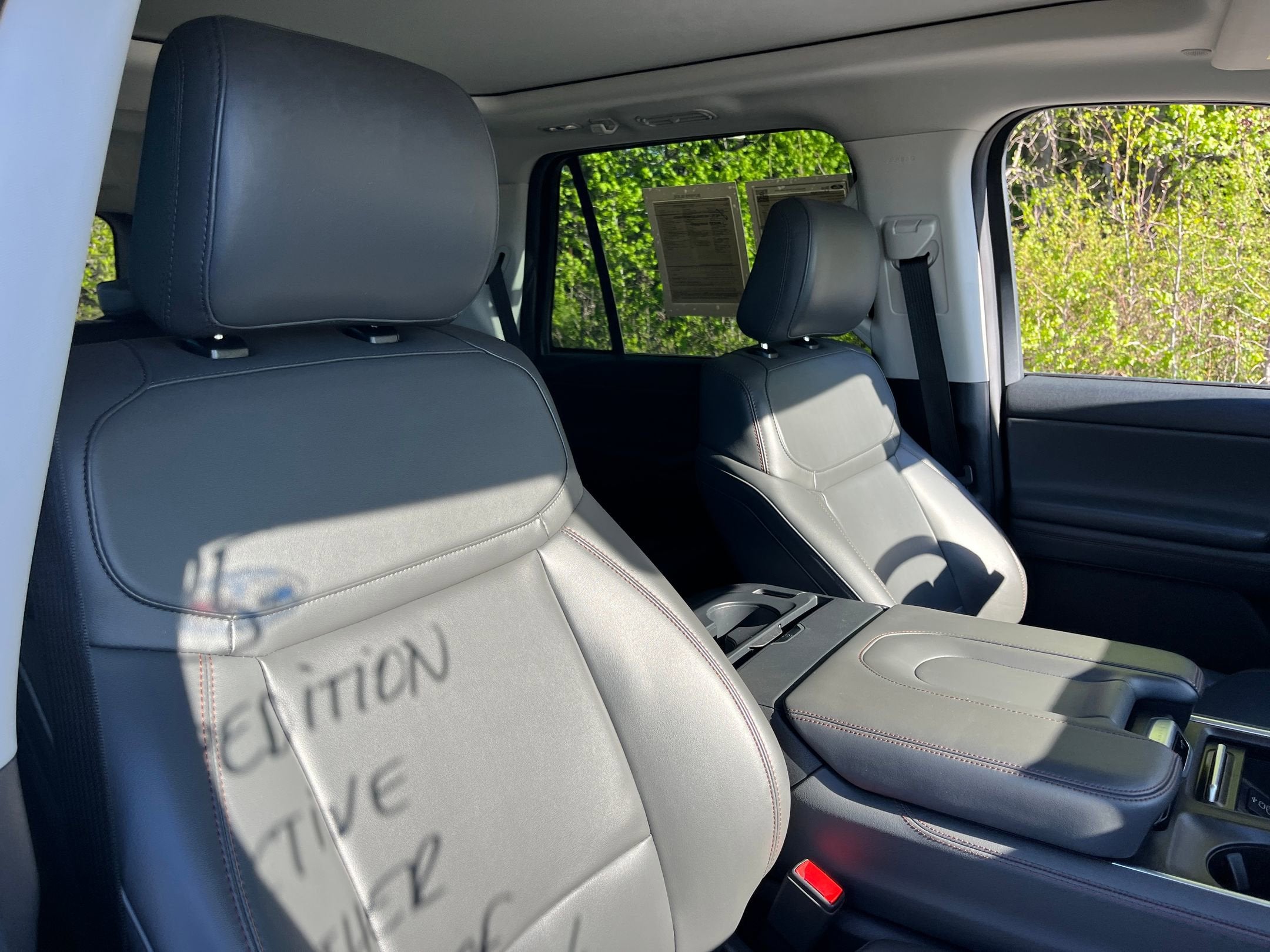 2025 Ford Expedition Active