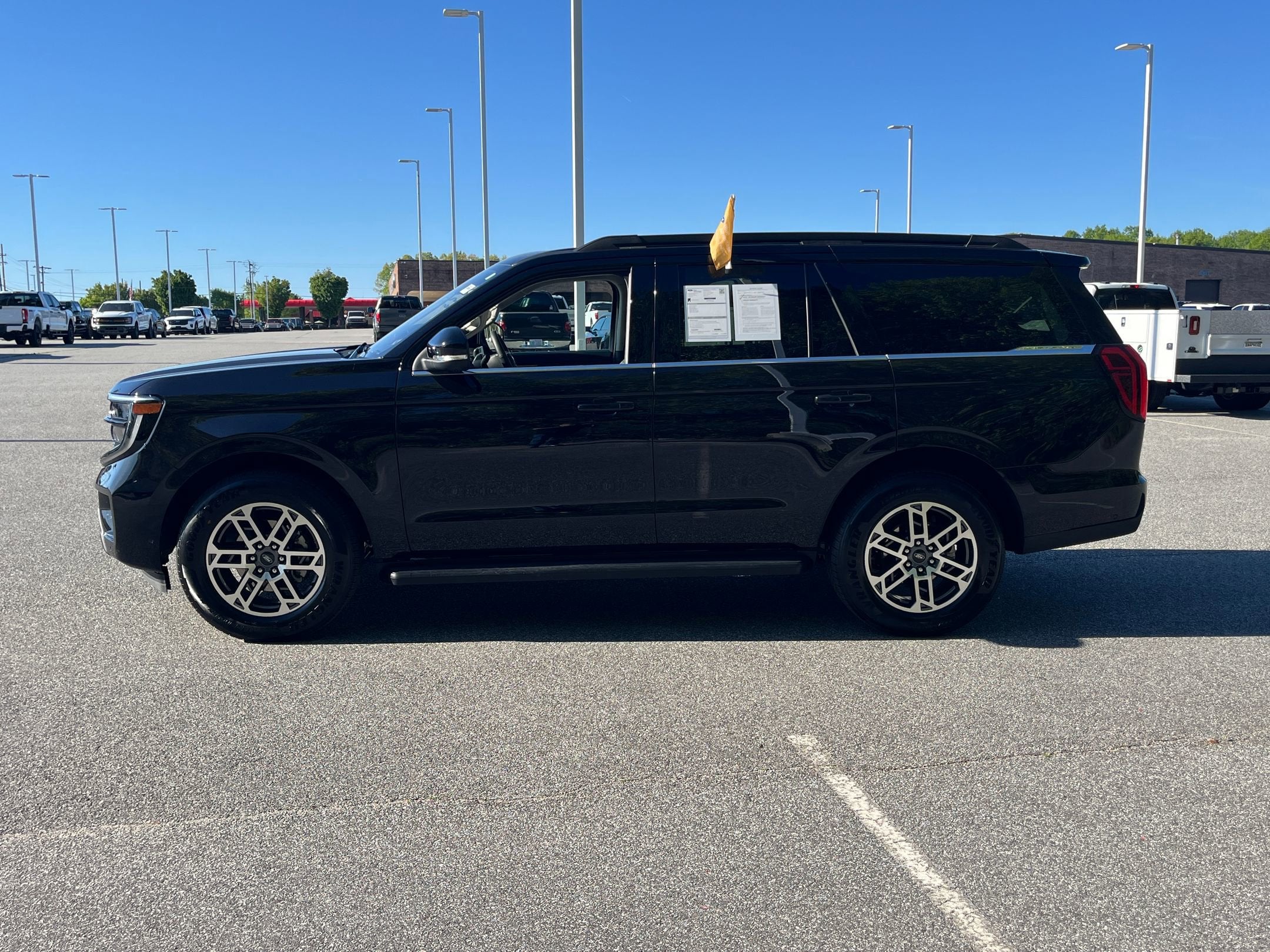 2025 Ford Expedition Active