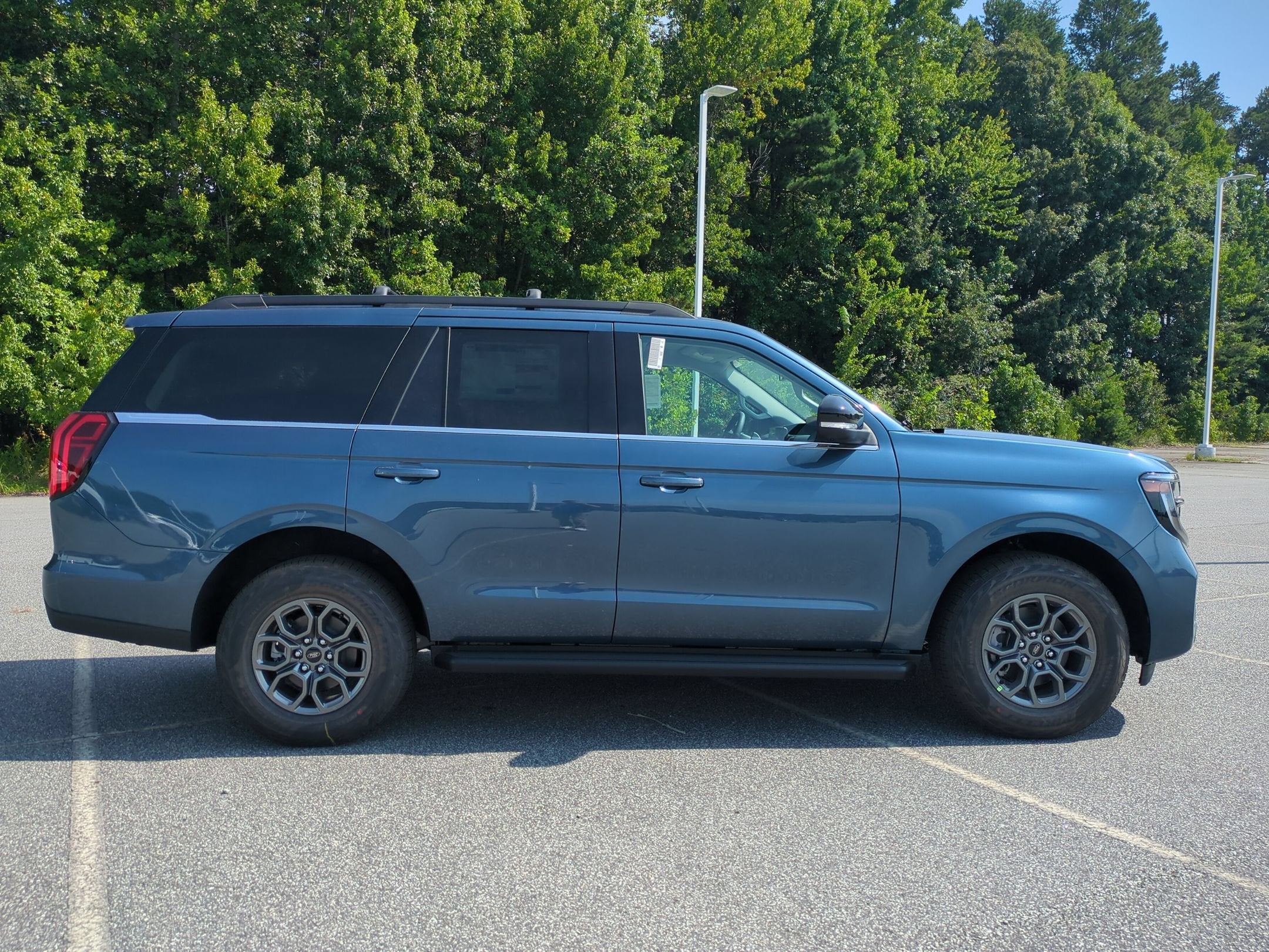 2027 Ford Expedition Active
