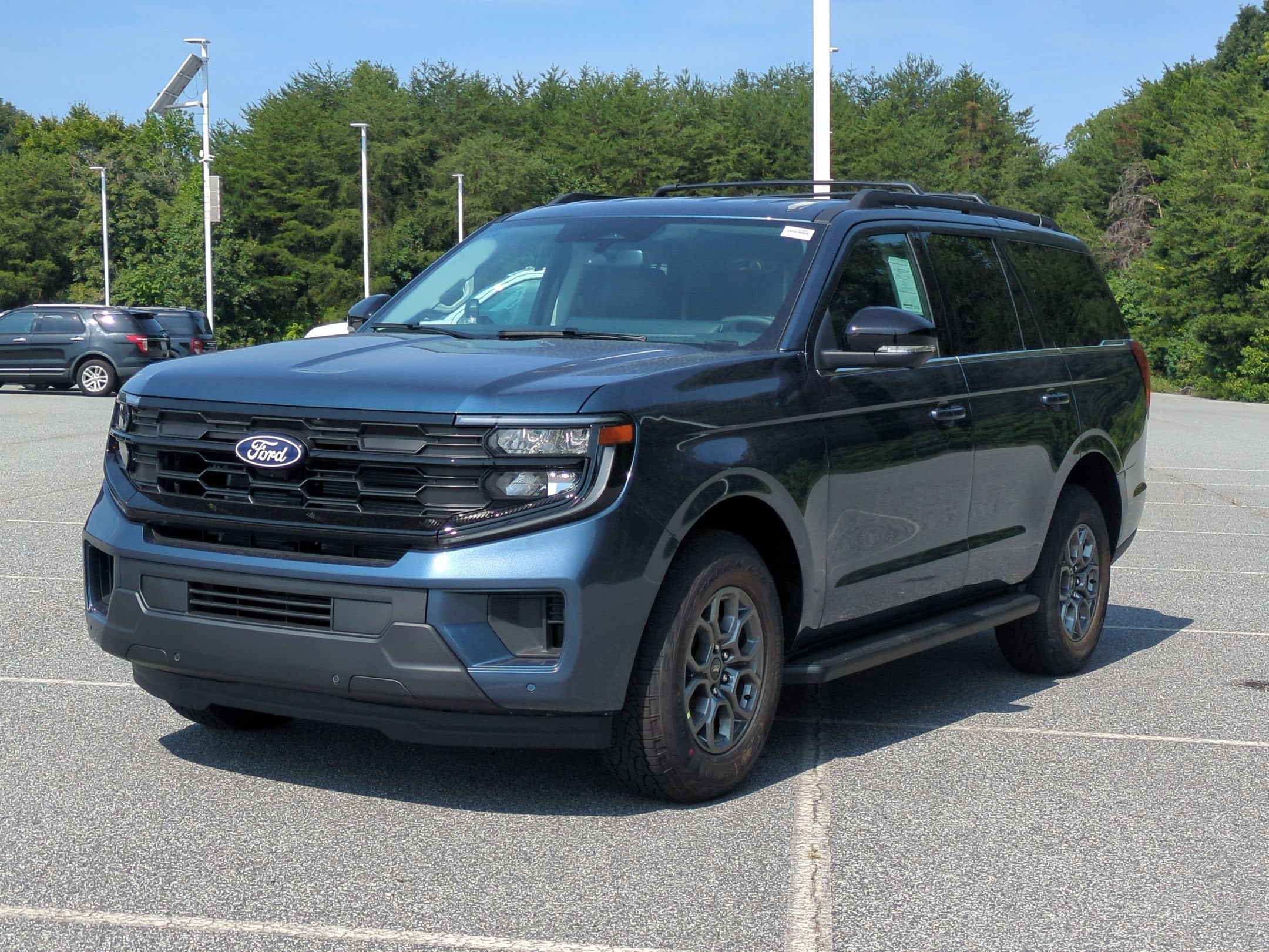 2027 Ford Expedition Active