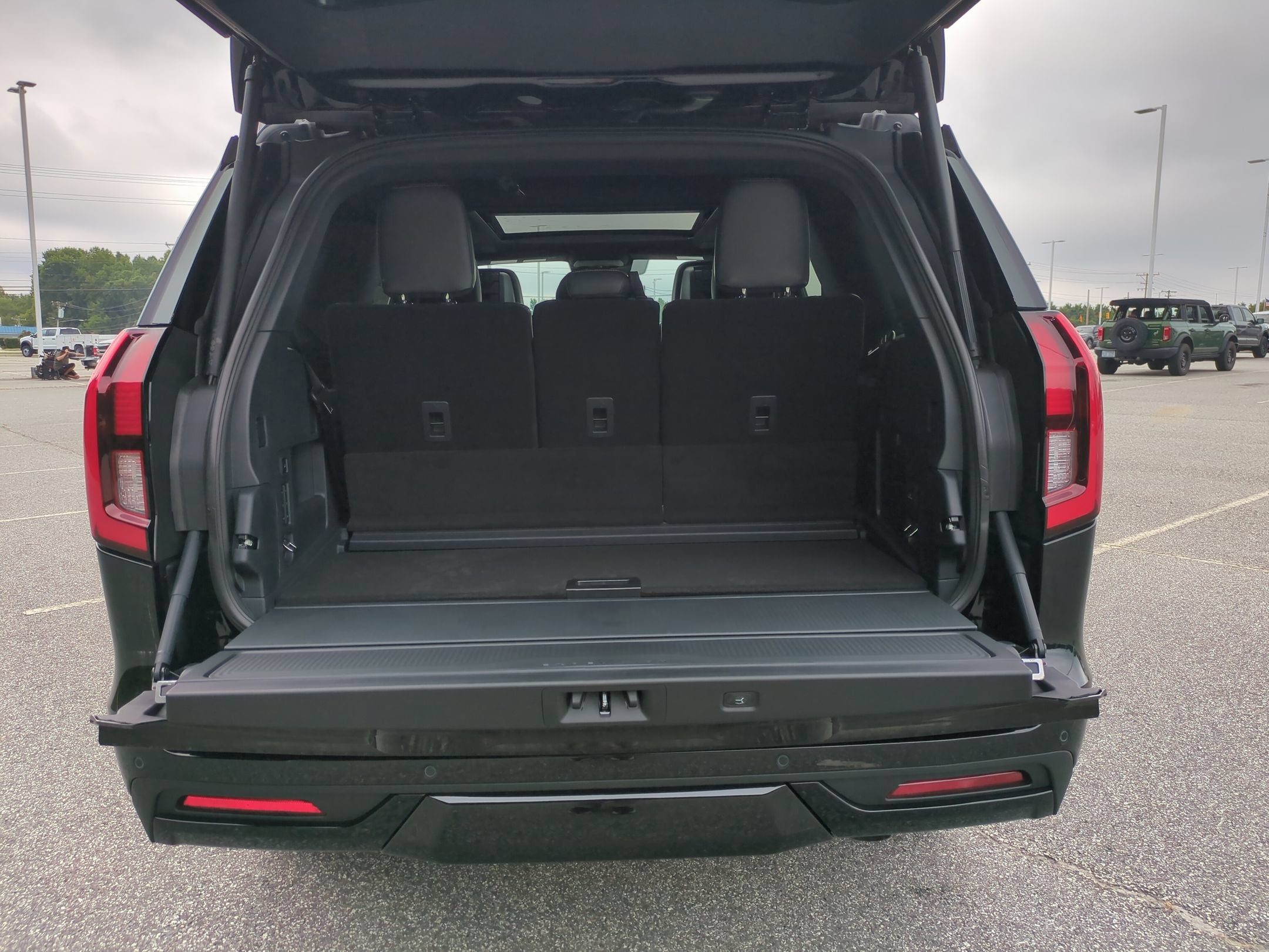 2027 Ford Expedition Platinum