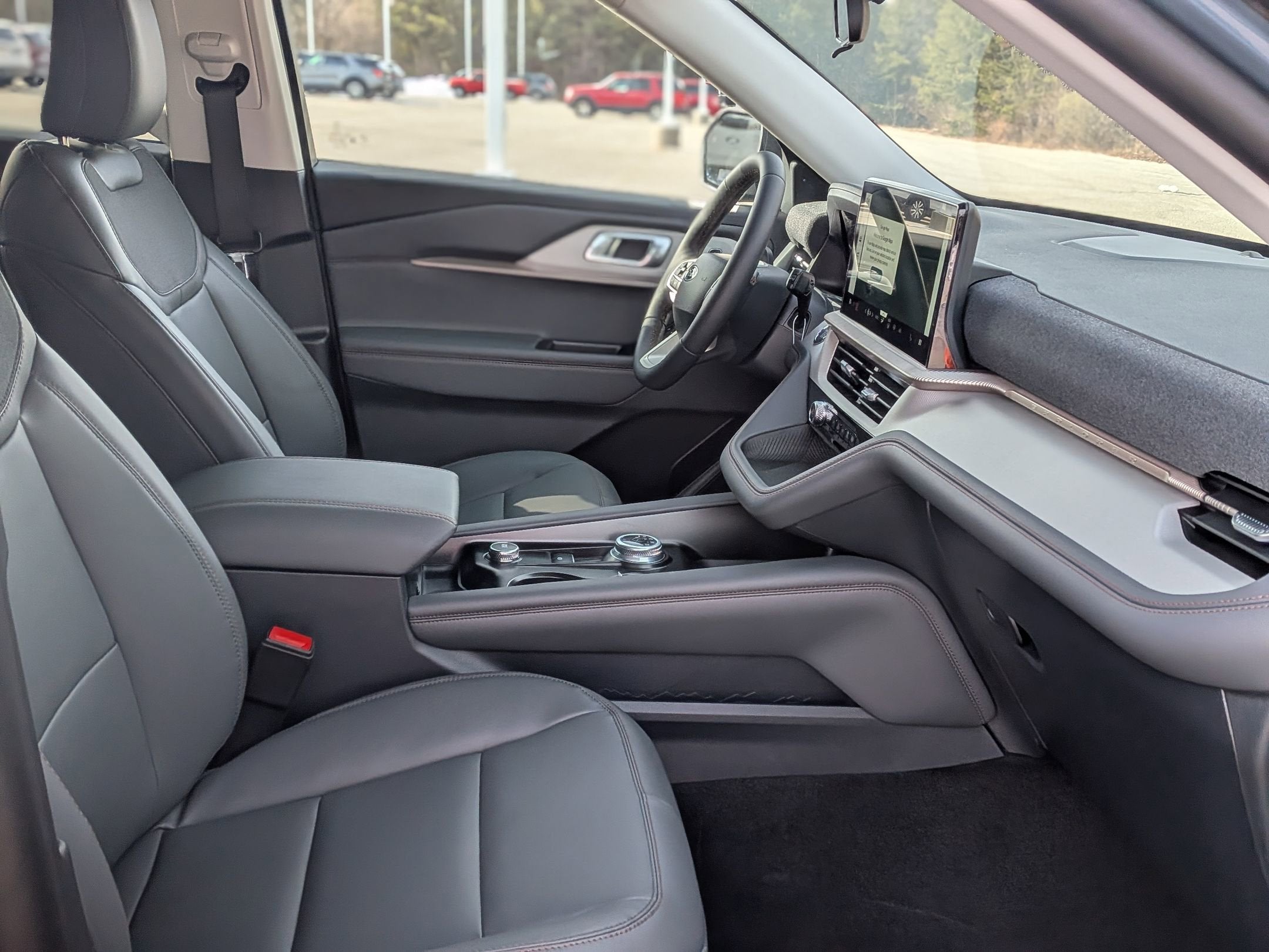 2026 Ford Explorer Active w/200A Pkg