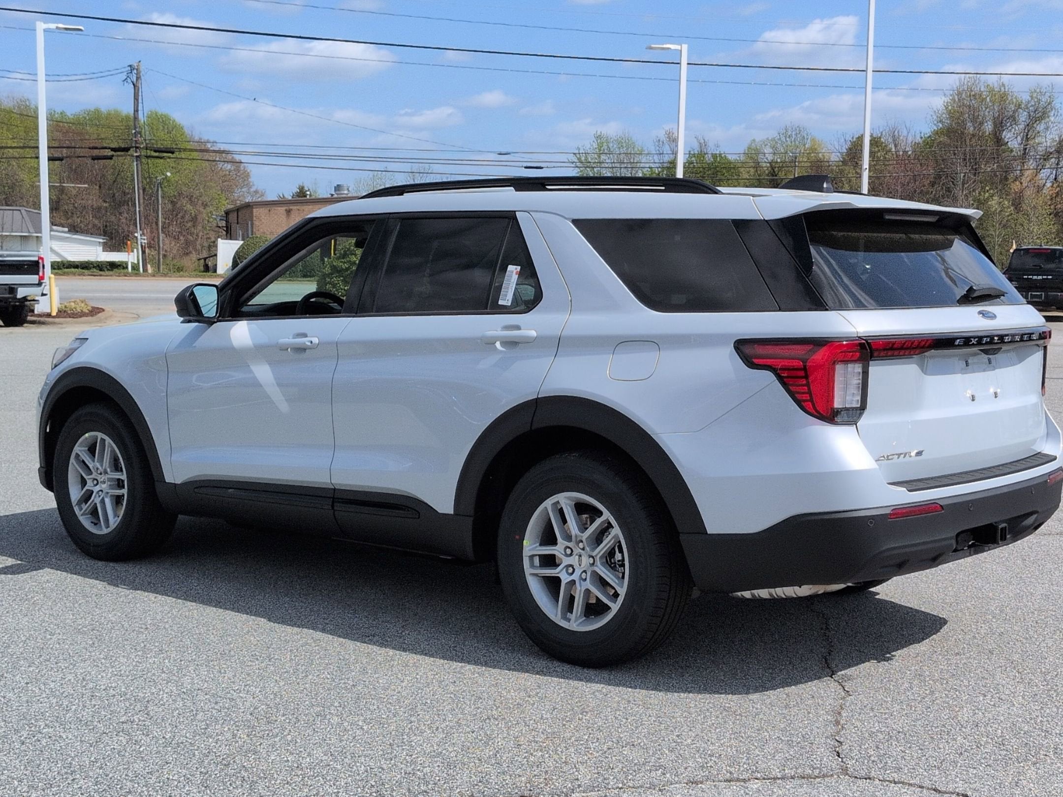 2026 Ford Explorer Active w/200A Pkg