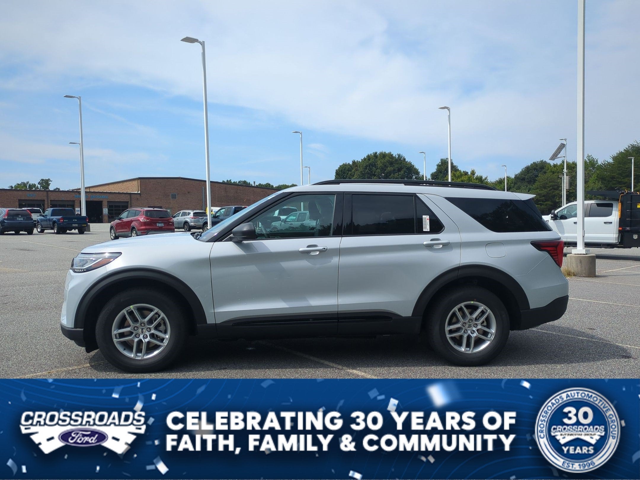 2026 Ford Explorer Active w/100A Pkg