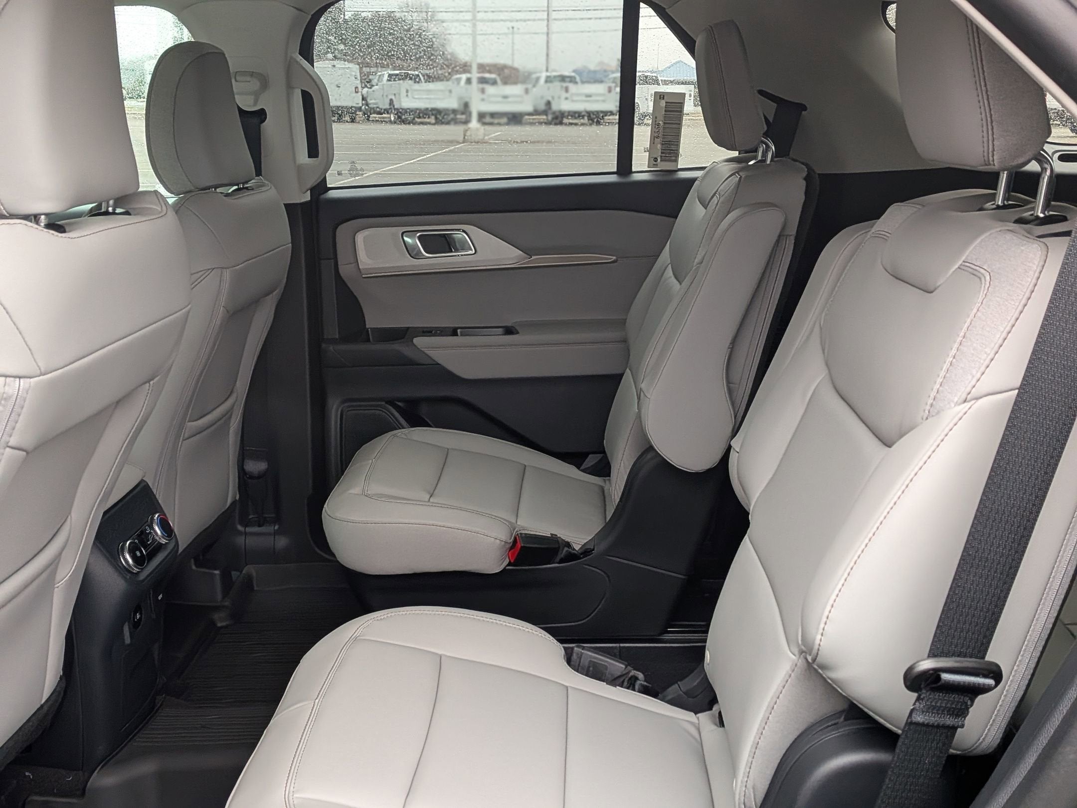 2026 Ford Explorer Active (200A)