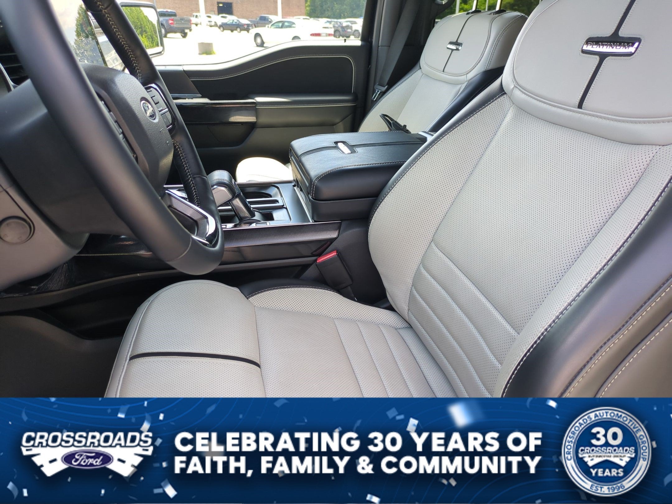 2025 Ford F-150 Lightning Platinum