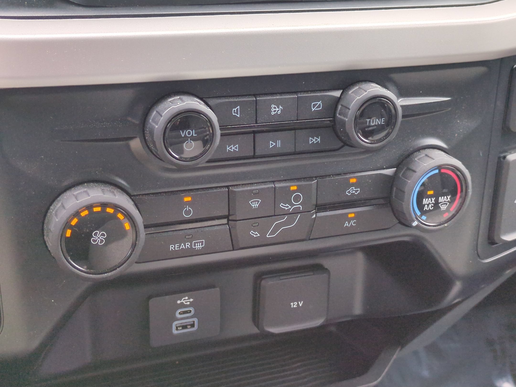 2024 Ford Super Duty F-250 SRW XL STX